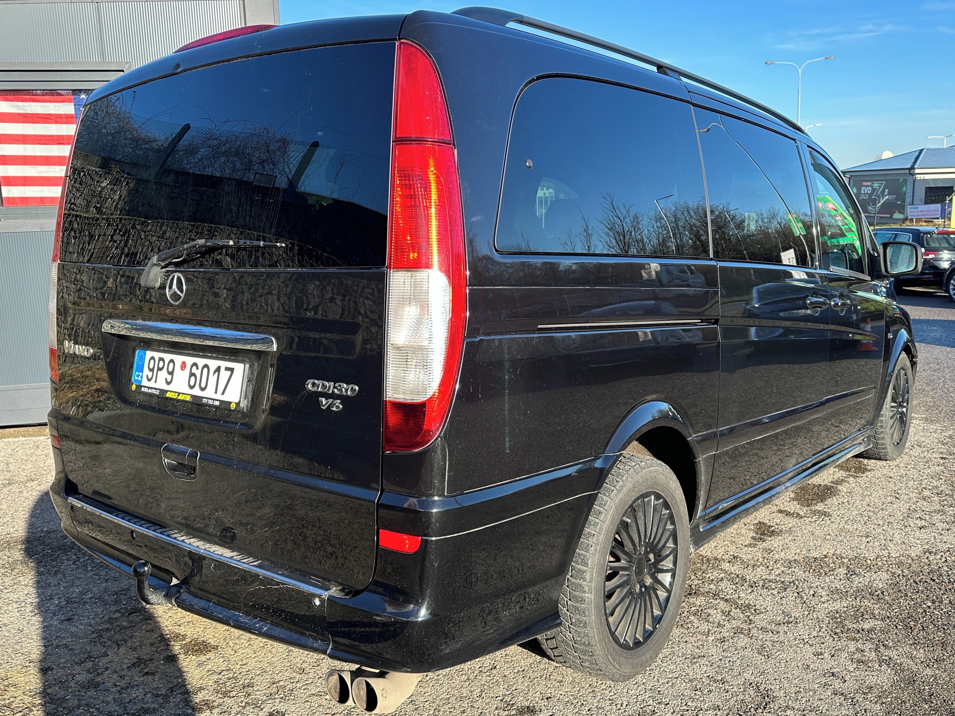 Mercedes-Benz Viano, Mercedes-Benz Viano 2010 - fotka 6