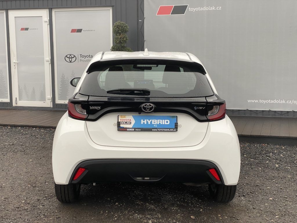 Toyota Yaris, 1.5HEV, ČR-1m, Comfort, DPH - fotka 5