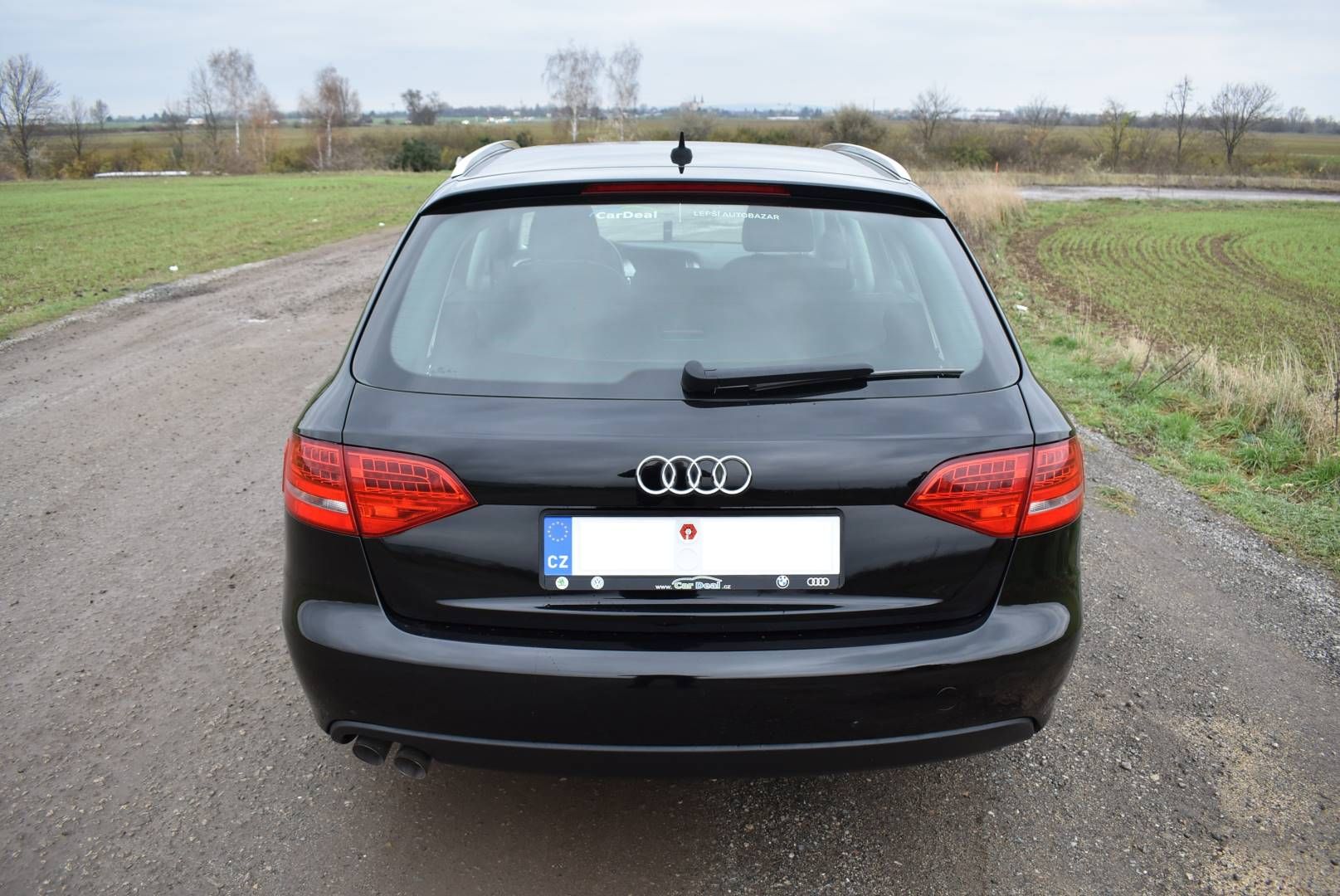 Audi A4 Avant, 2,0 TDI S-LINE,NAVI,SERVISKA - fotka 4