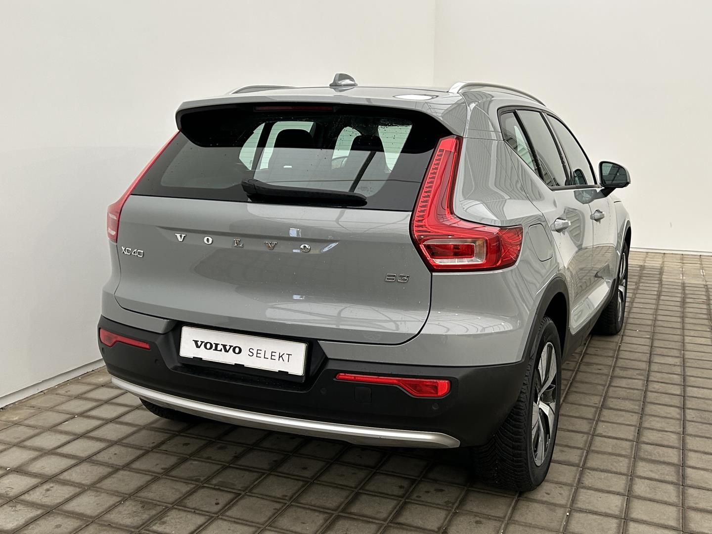 Volvo XC40, 2.0B3 120kW CORE - fotka 5