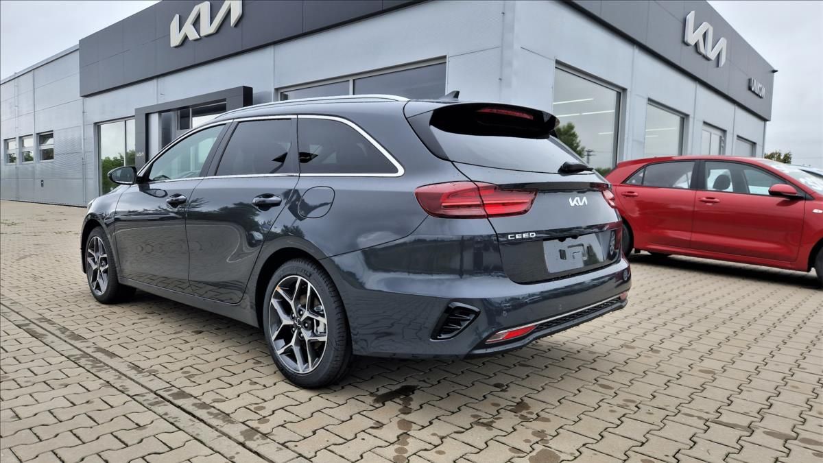 Kia Cee´d, 1,5 T-GDi TOP+ Business - fotka 5