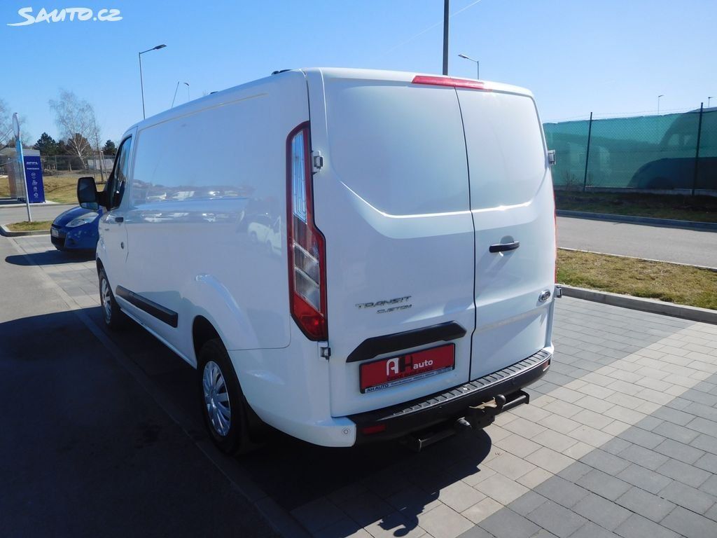 Ford Transit Custom, 2.0 TDCi, L1H1, 79.2 kW, Klima - fotka 3
