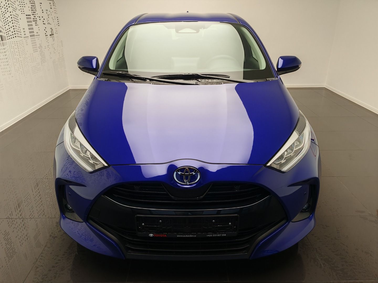Toyota Yaris, 1.5 Hybrid e-CVT Style - fotka 2