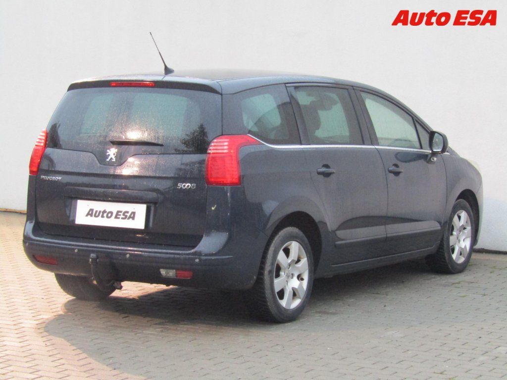 Peugeot 5008, 1.6HDi,Navi,kůže - fotka 4