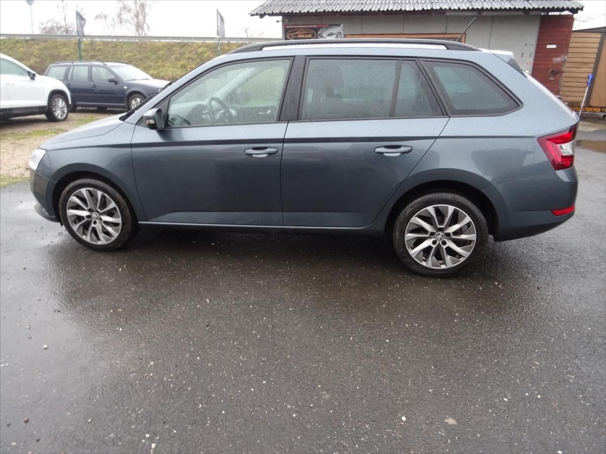 Škoda Fabia, 1,0 TSi 70 kW Automat - fotka 6