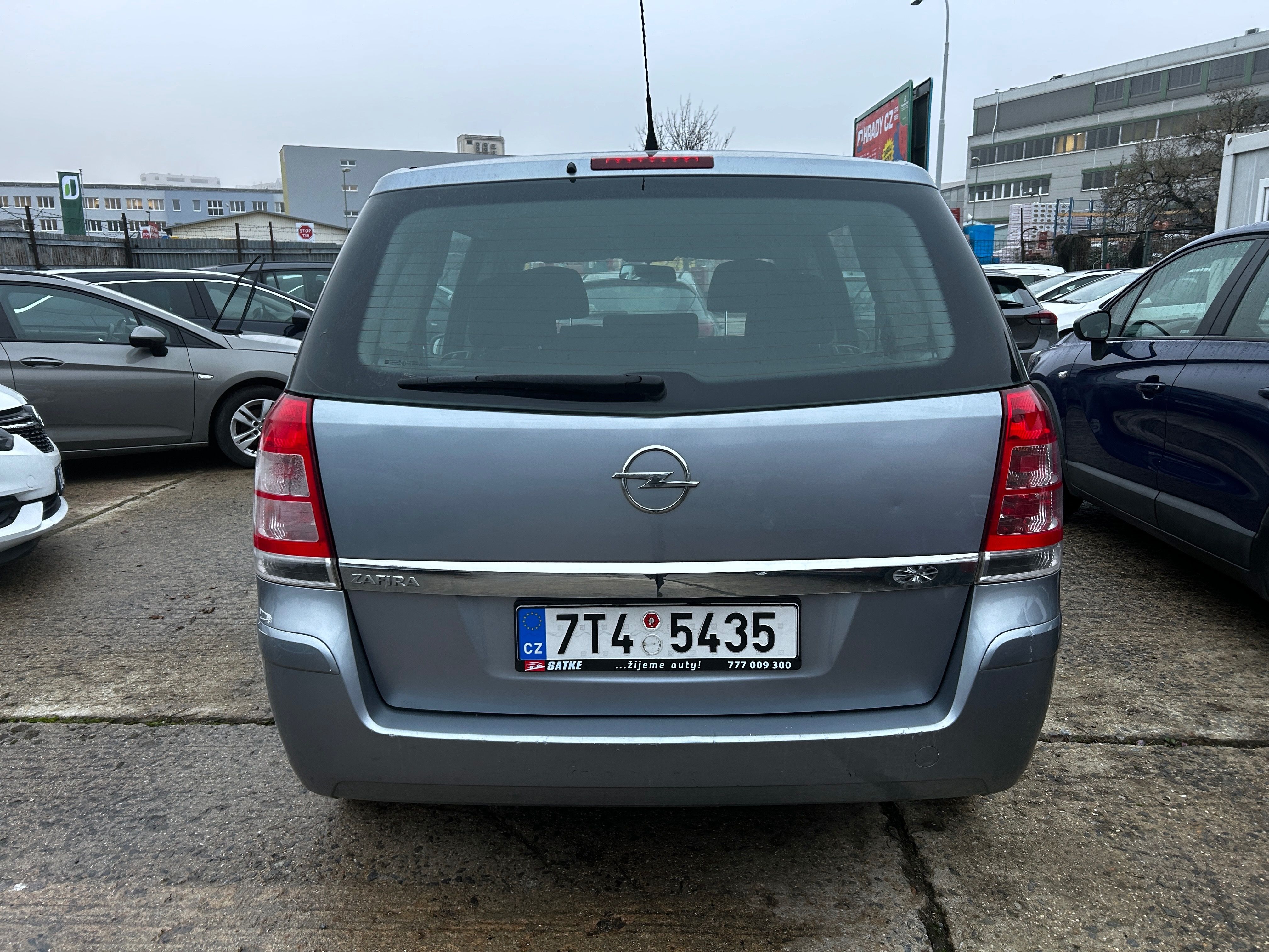 Opel Zafira, 1,8 16V, 7 míst - fotka 5