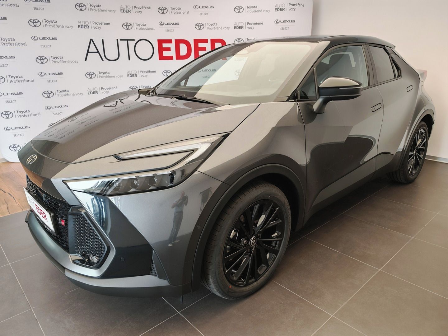 Toyota C-HR, 2.0 PHEV GR SPORT