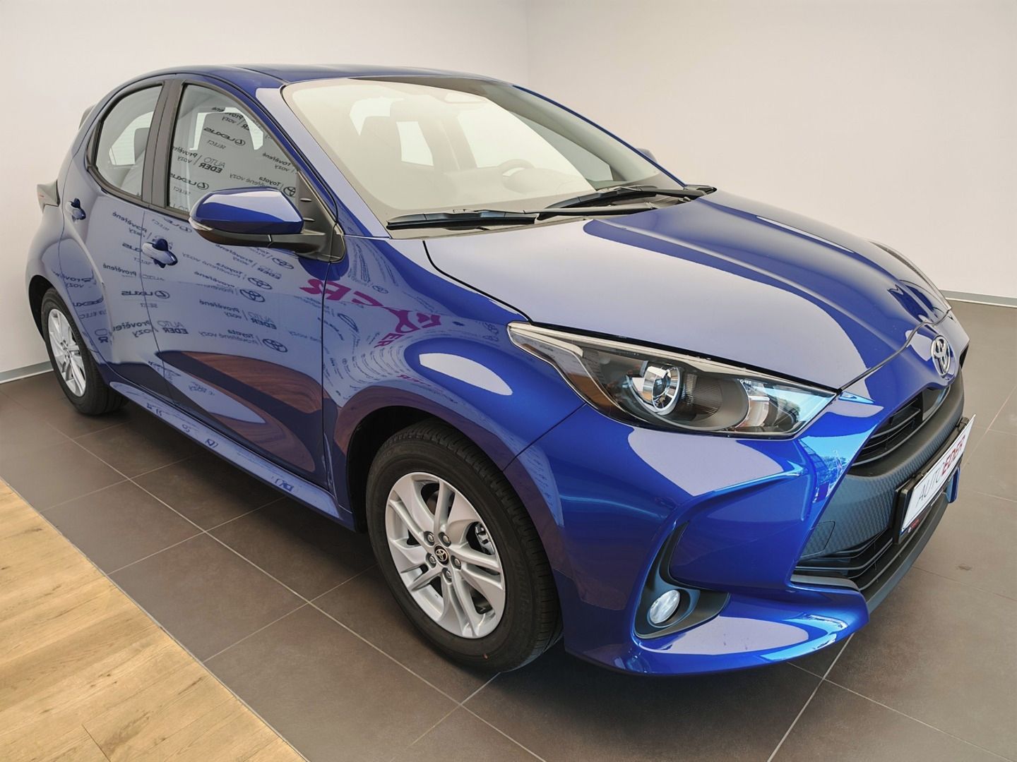 Toyota Yaris, 1.5 Hybrid Comfort - fotka 3