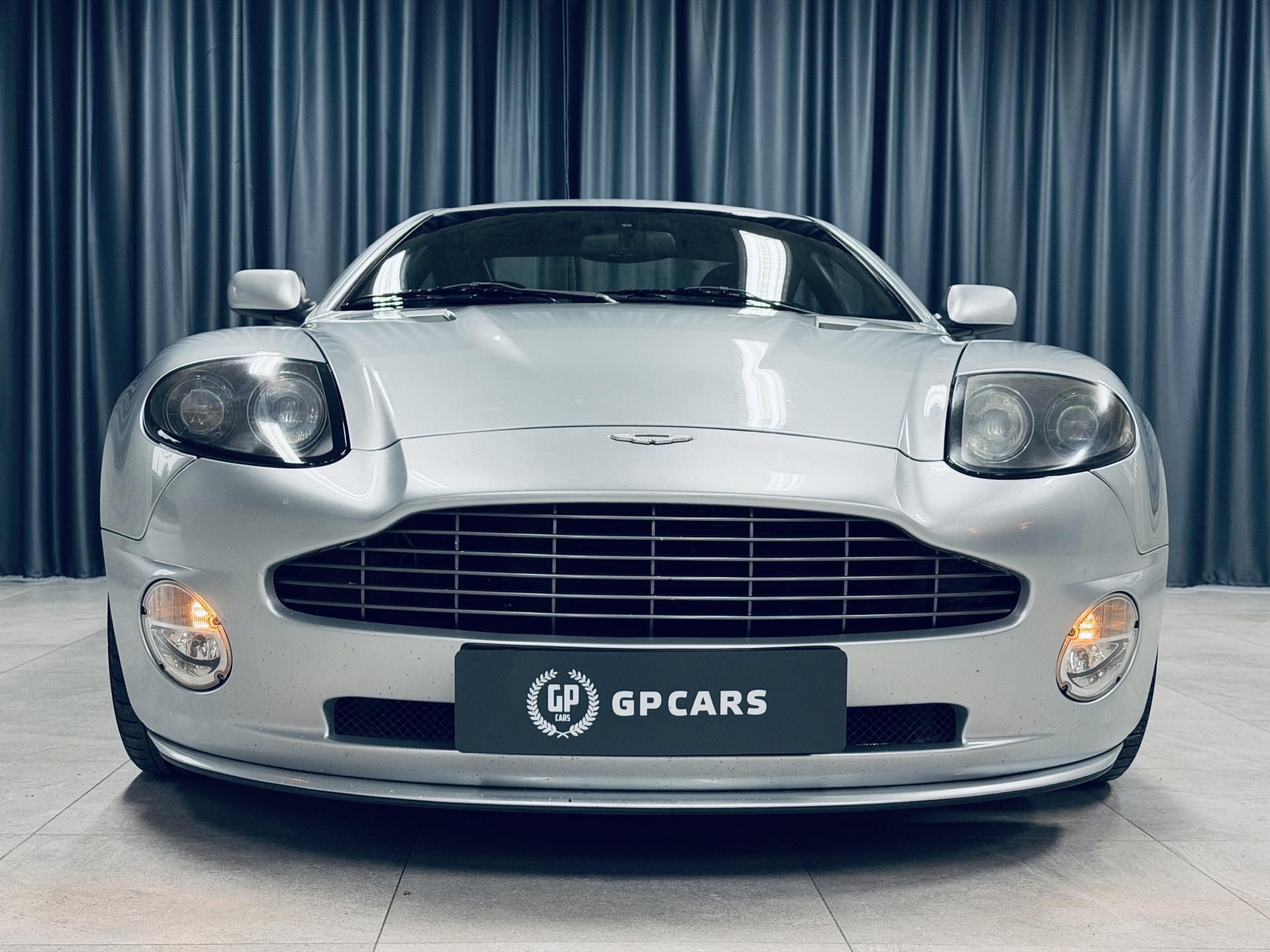 Aston Martin Vanquish, 6.0*V.12*VANQUISH*S*520hp - fotka 2
