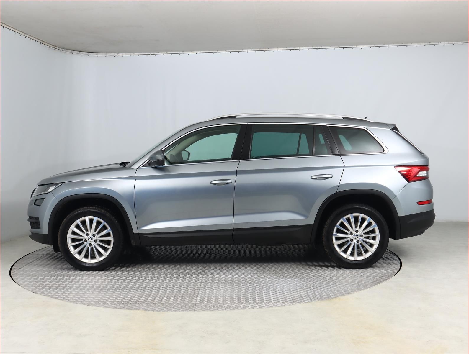 Škoda Kodiaq, 2.0 TDI, 4X4, Automat, Kůže - fotka 3