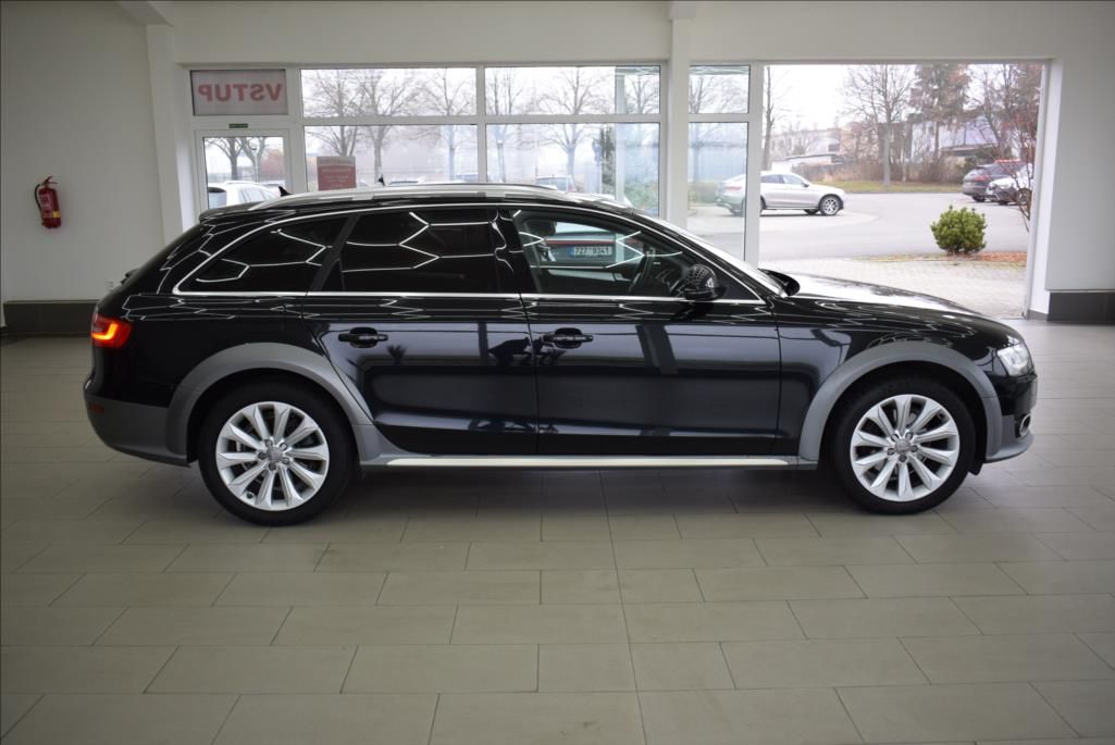 Audi A4 allroad, 2,0 TDi, ALLROAD,QUATTRO, - fotka 4