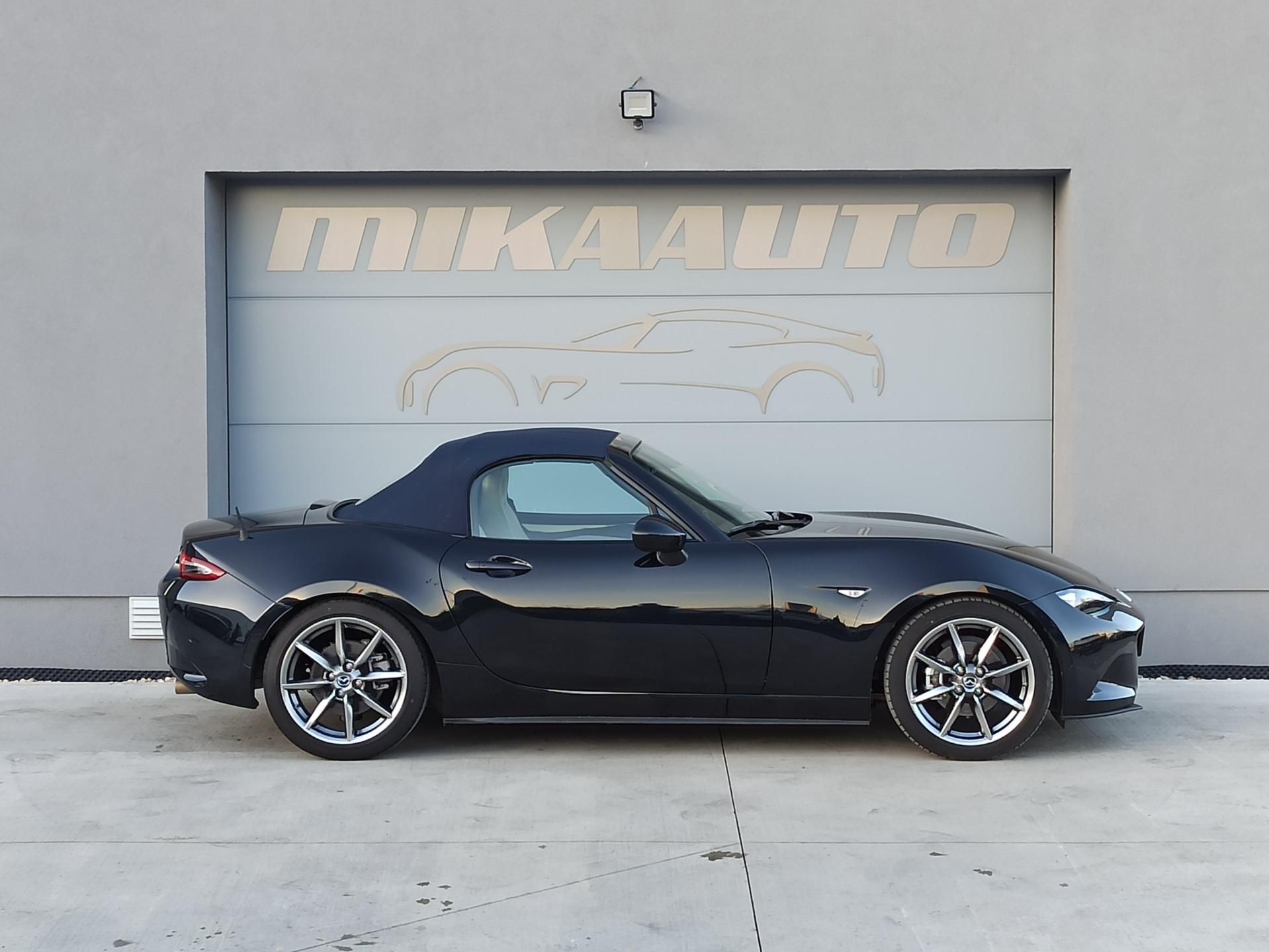 Mazda MX-5, 2.0L 135kW SKYACTIV-G ČR 1.MAJ - fotka 5