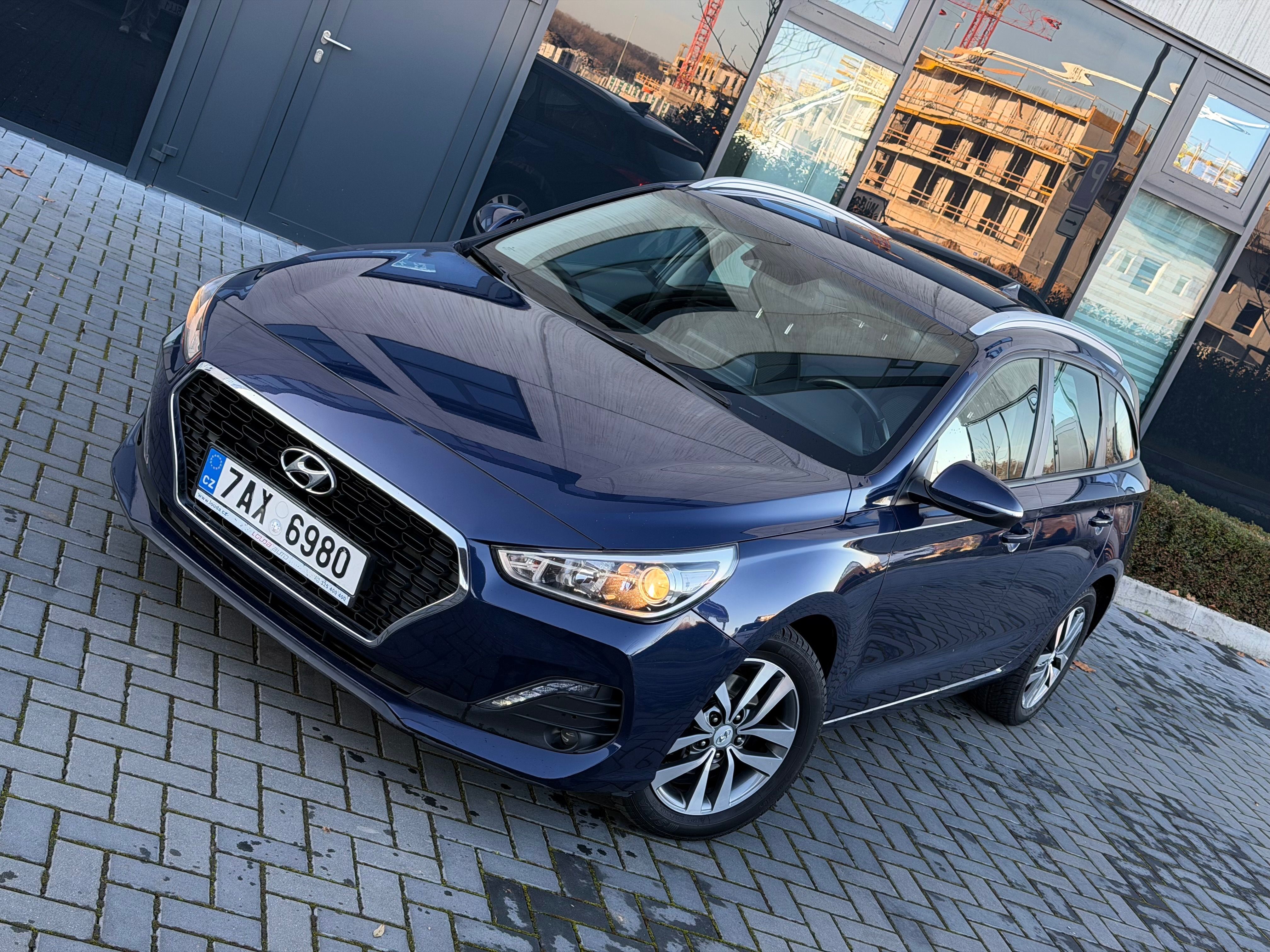 Hyundai i30, 1.0 t-gdi 88 kw / nové brzdy - fotka 3