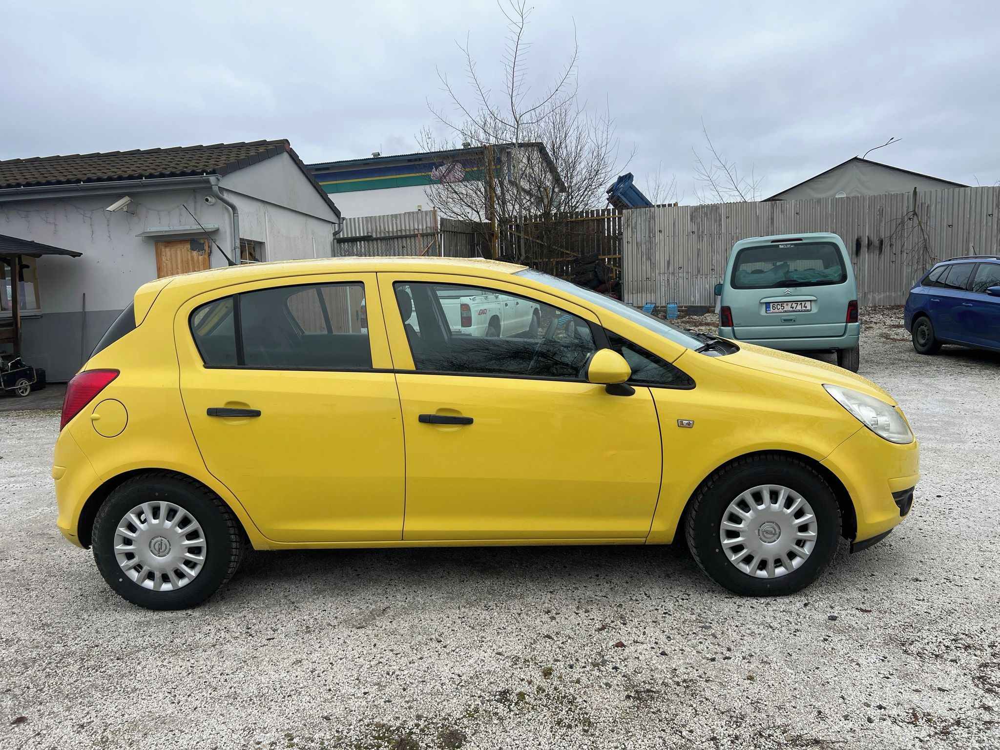 Opel Corsa, 1.0i - fotka 4