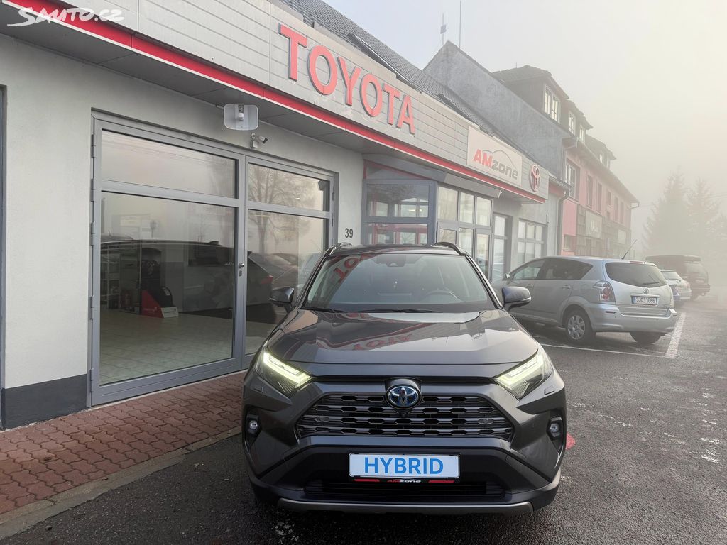 Toyota Rav4, fotka 4