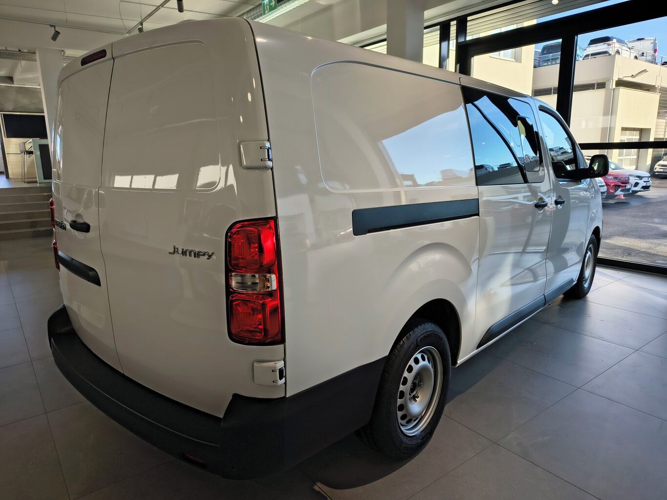 Citroën Jumpy, 1545 Polokombi FLEXI L3 2.2 Bl - fotka 5