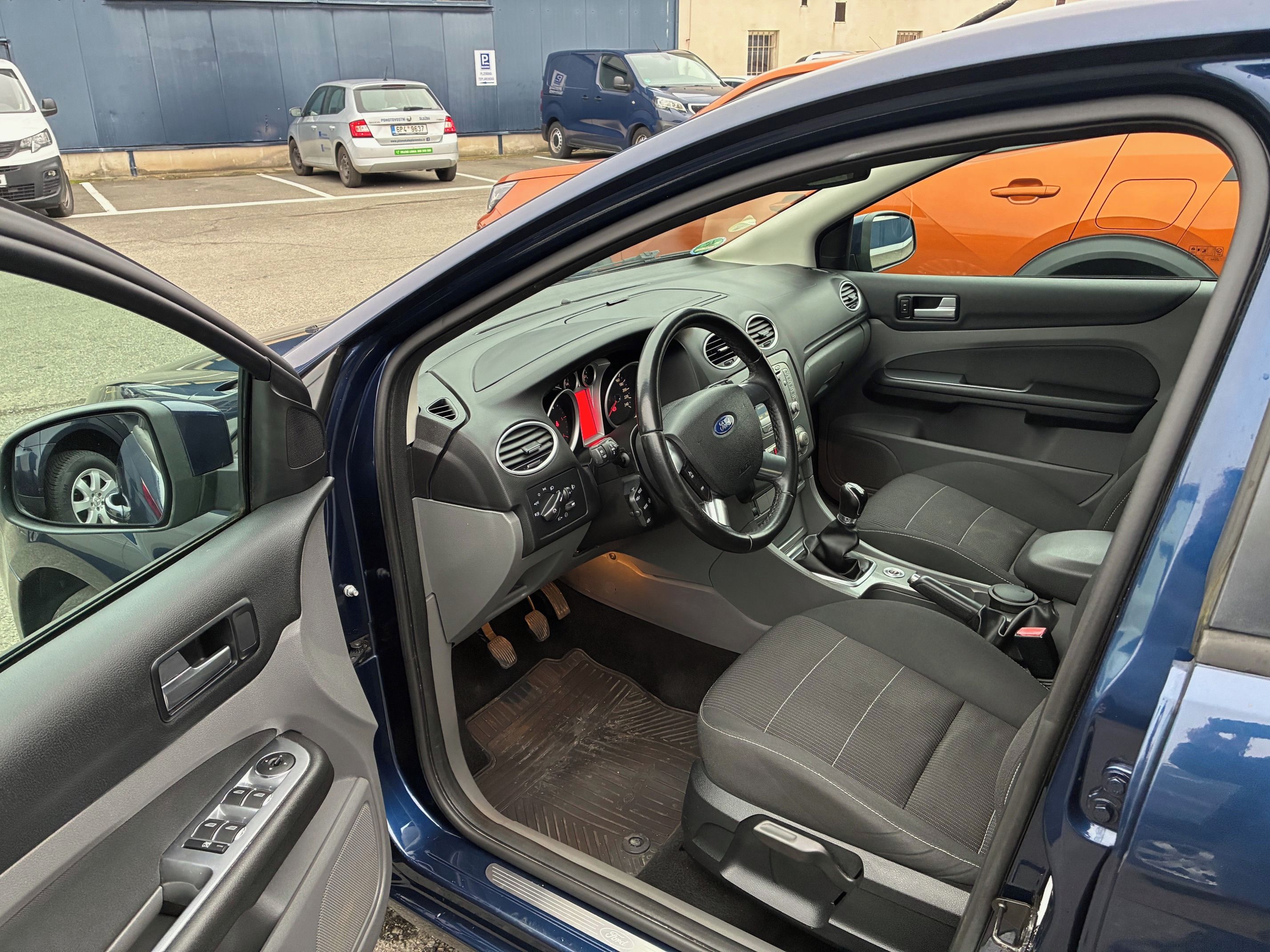 Ford Focus, 1,6 TDci kombi po servisu - fotka 5