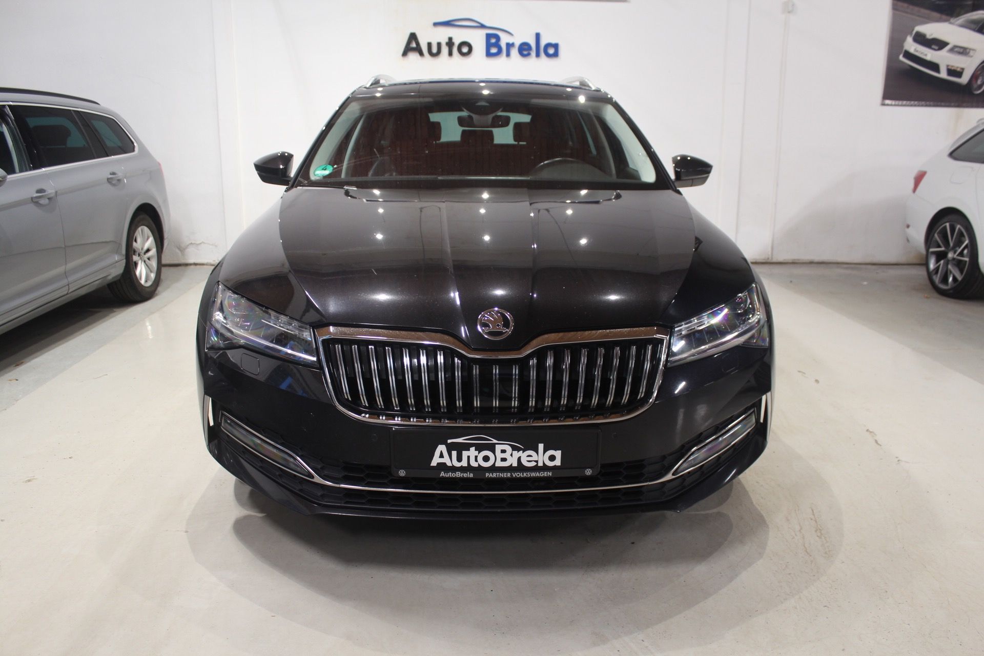 Škoda Superb, 2.0TDI DSG L&K Display Matrix - fotka 4