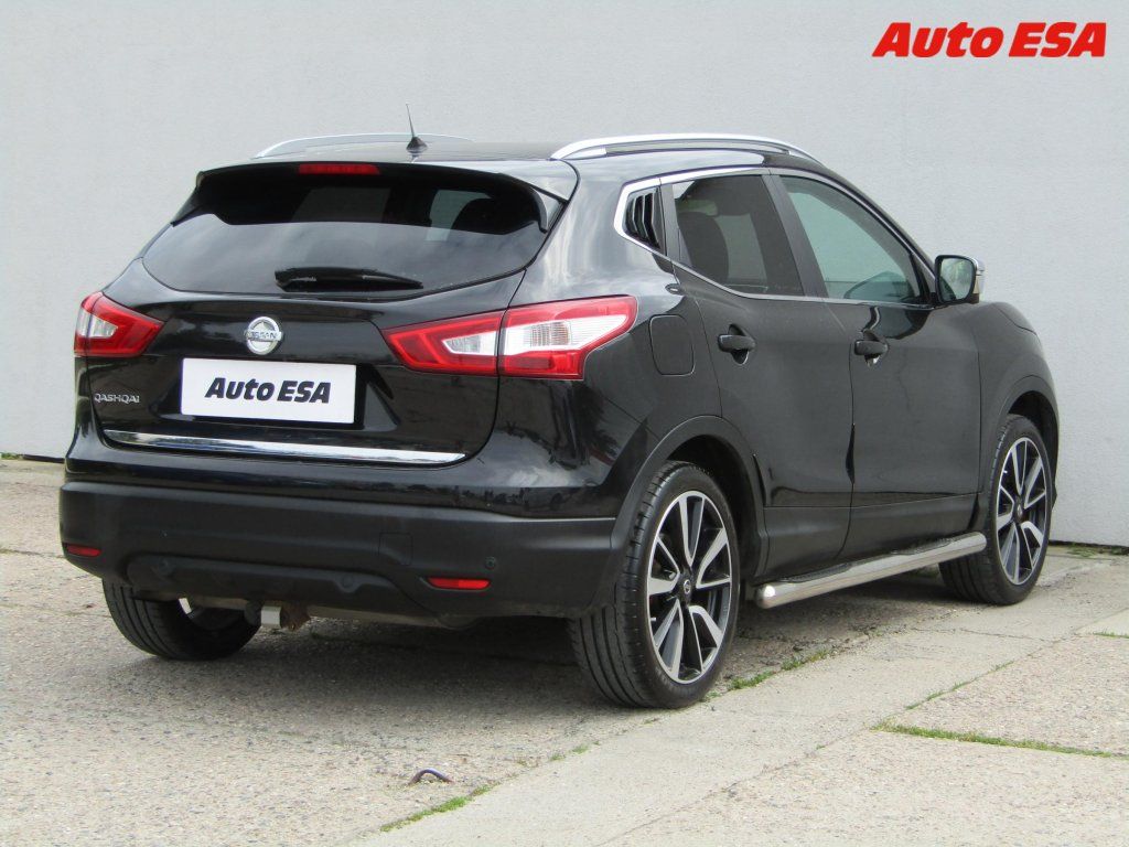 Nissan Qashqai, 1.2 DIG-T,ČR,AT - fotka 6
