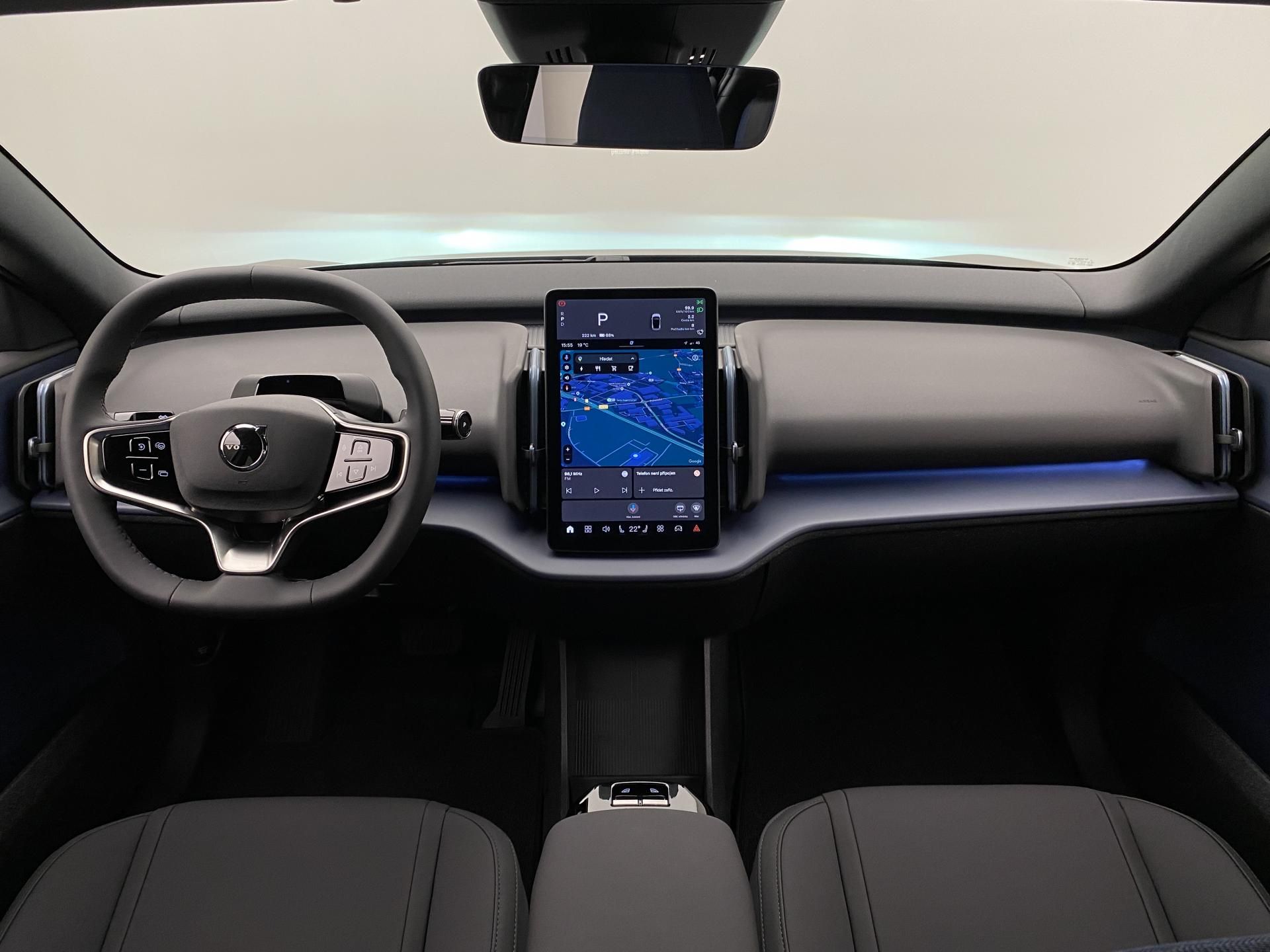 Volvo EX30, PURE ELECTRIC SINGLE PLUS - fotka 2