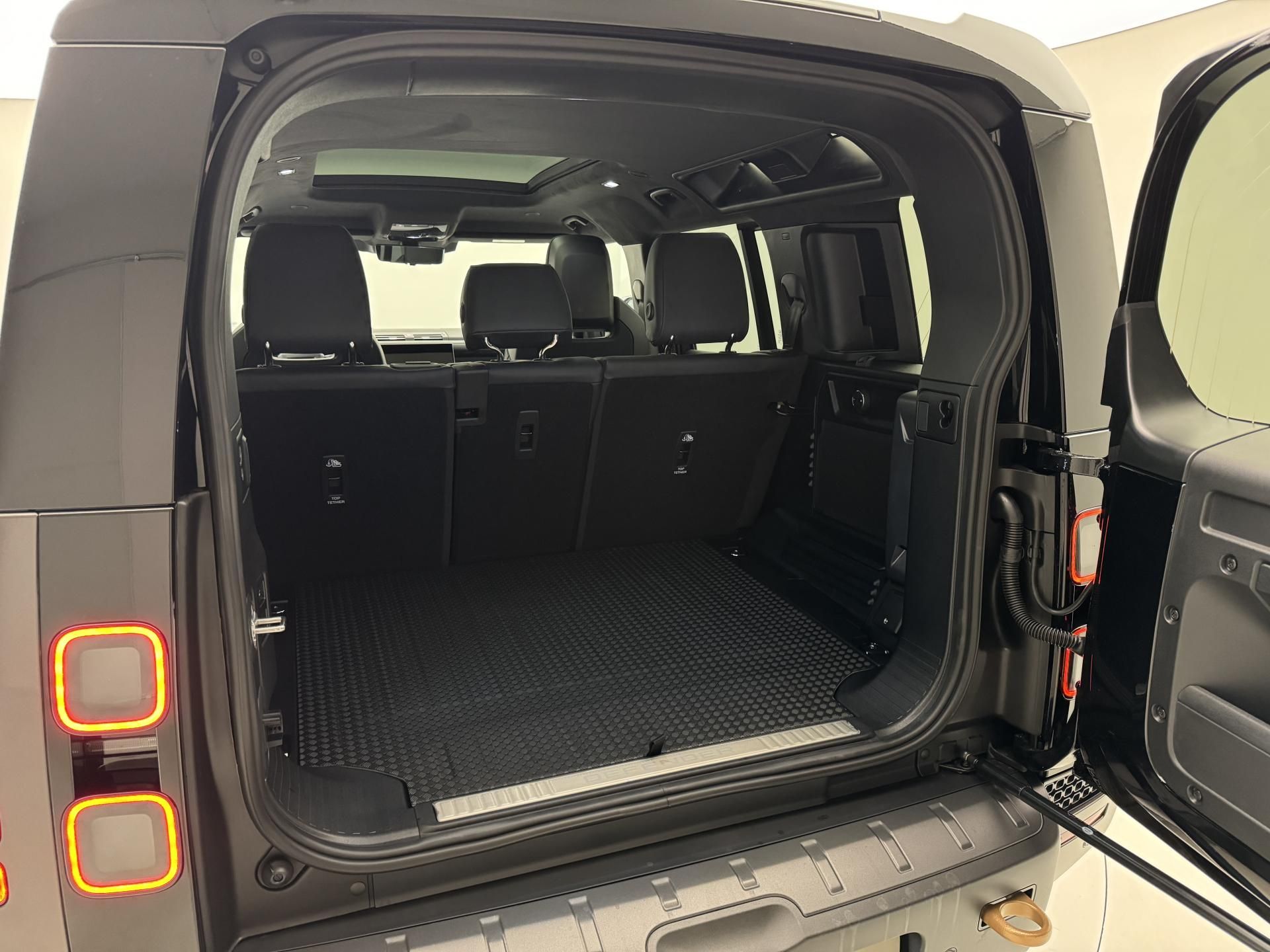 Land Rover Defender, OCTA P635 - fotka 5