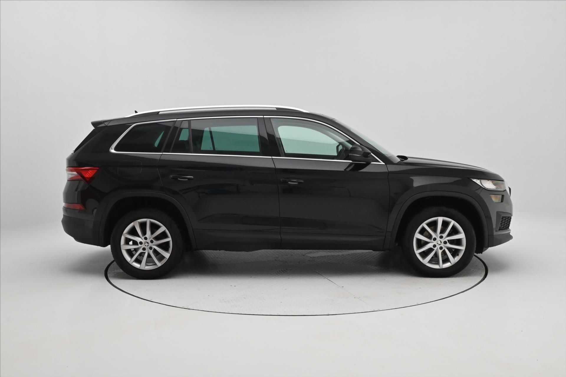 Škoda Kodiaq, 1,5 TSI 110 kW 7míst Business - fotka 4