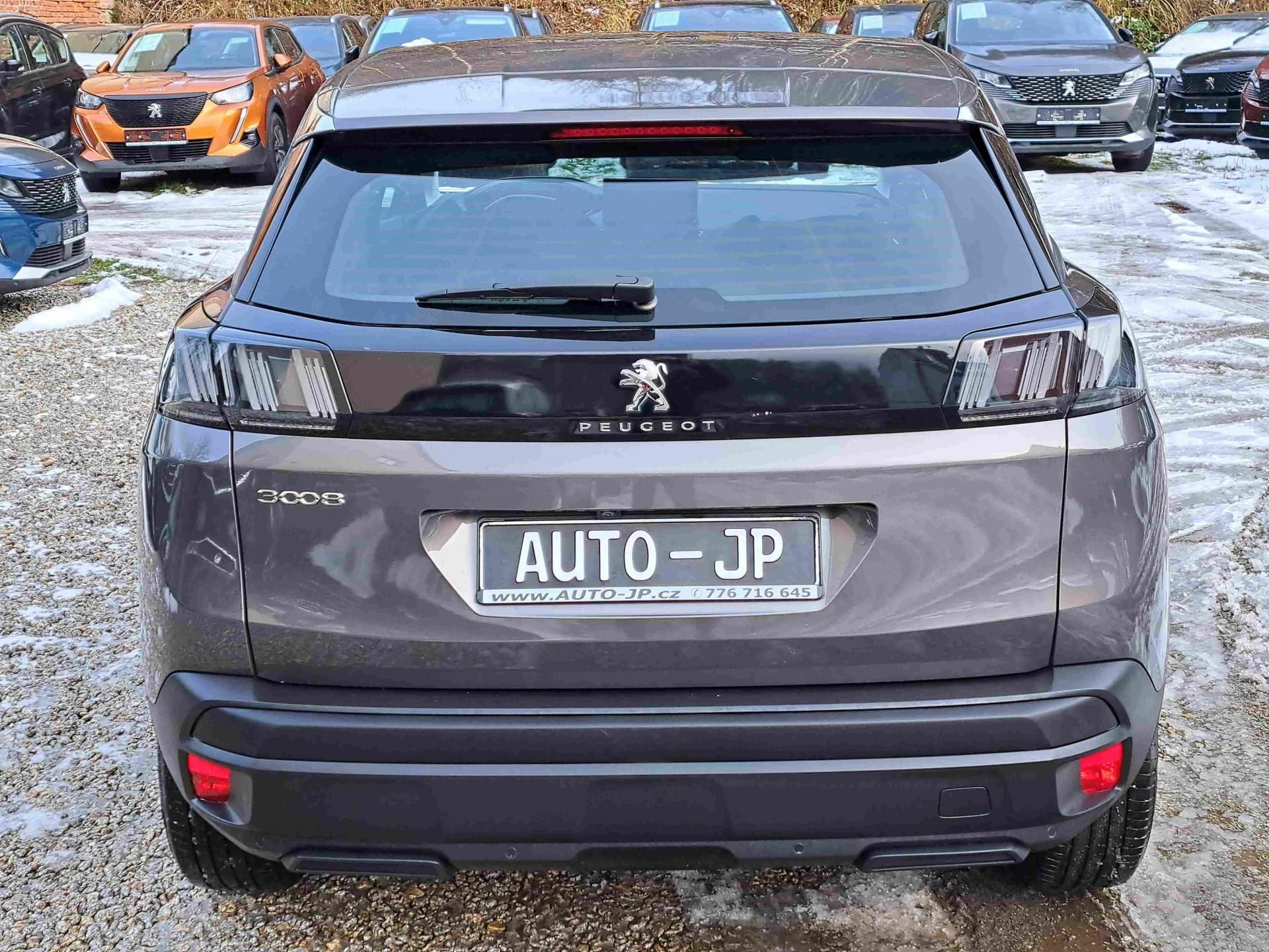 Peugeot 3008, 1,2 PT  EAT8  LED  kamera NAVI - fotka 5