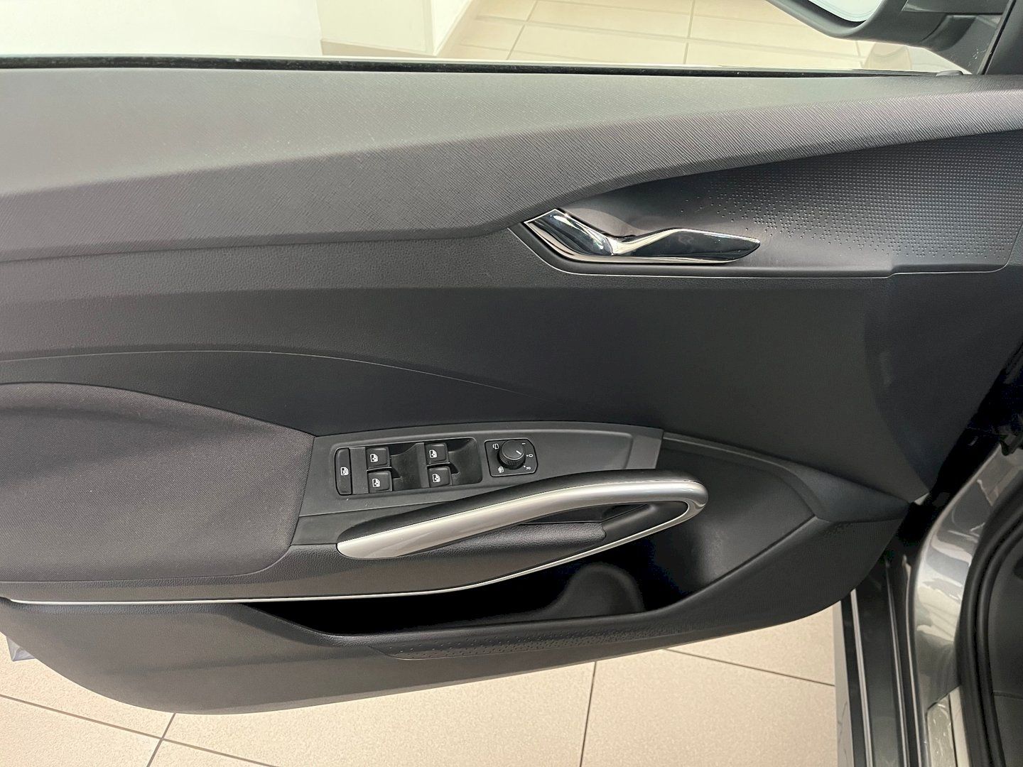 Škoda Fabia, 1.0 TSI 85 kW A7F Top Selectio - fotka 6