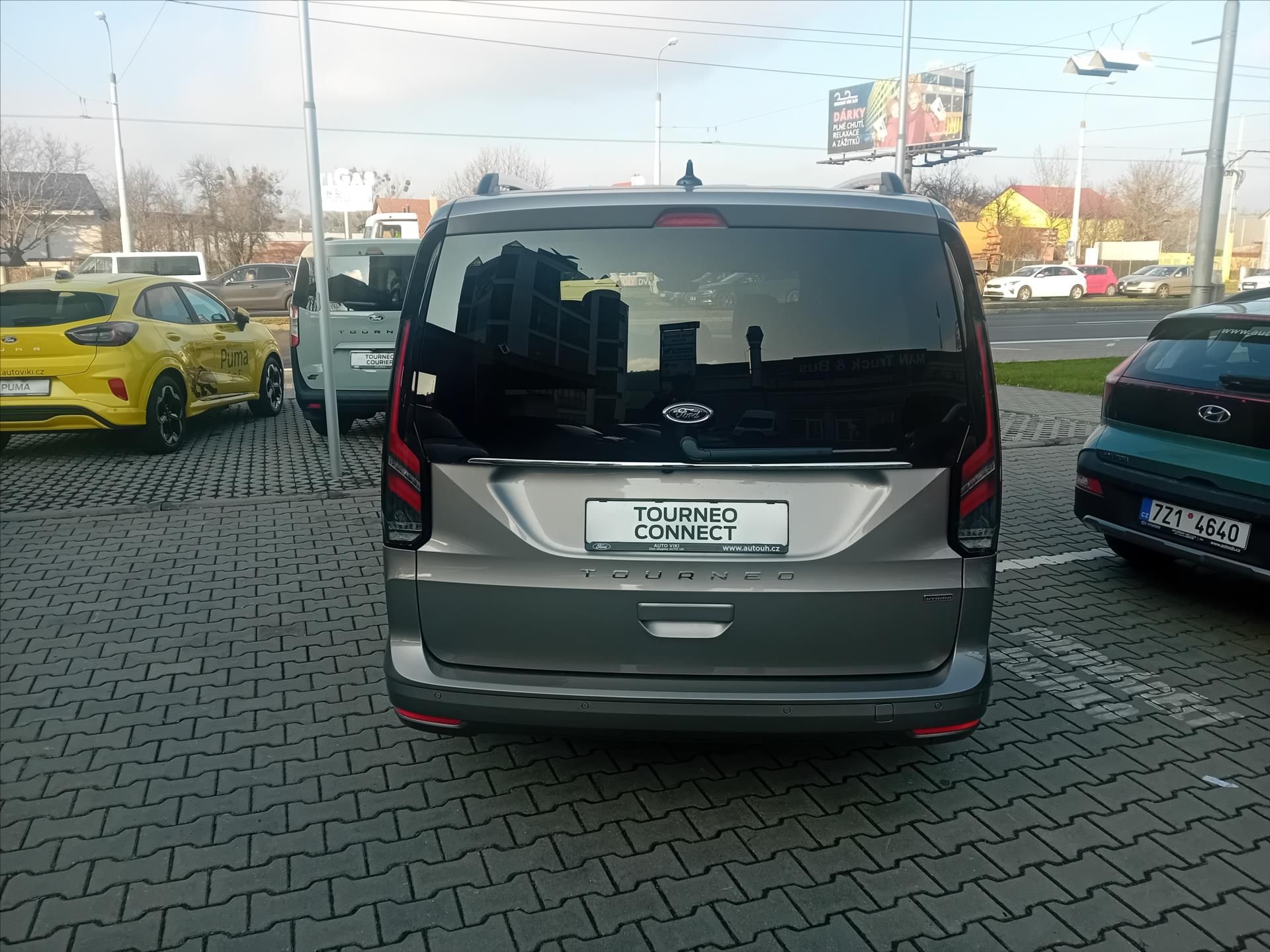Ford Tourneo Connect, 1,5 PHEV  Grand Titanium - fotka 5