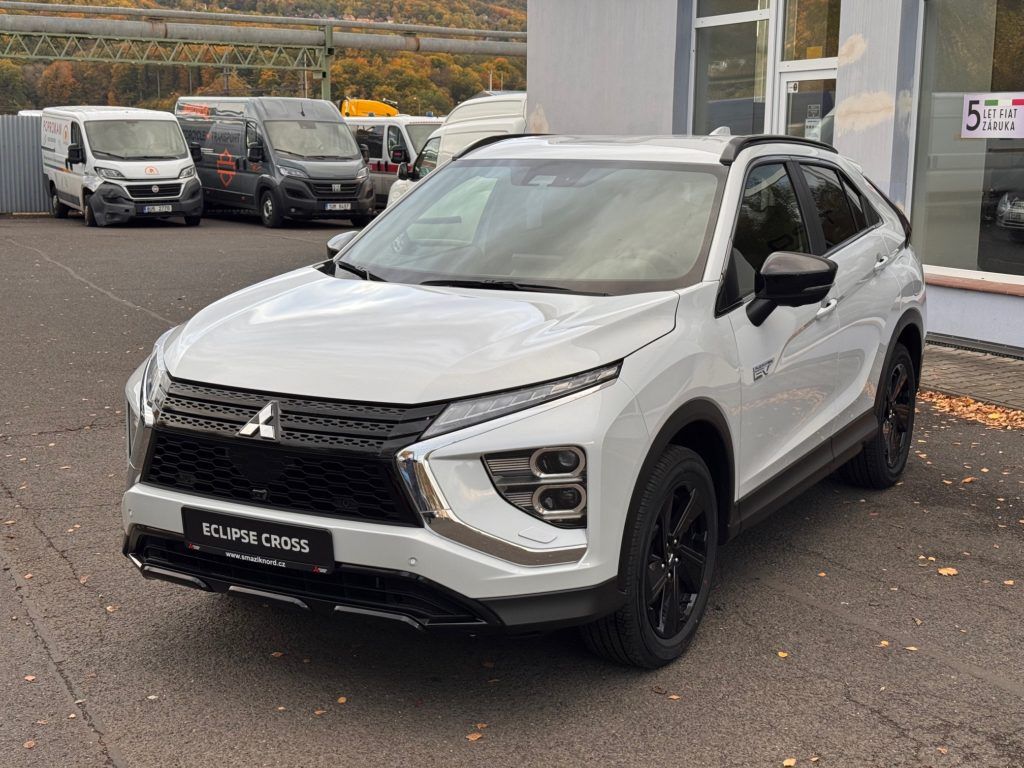 Mitsubishi Eclipse Cross, 2,4 PHEV BLACK EDITION 4WD - fotka 4
