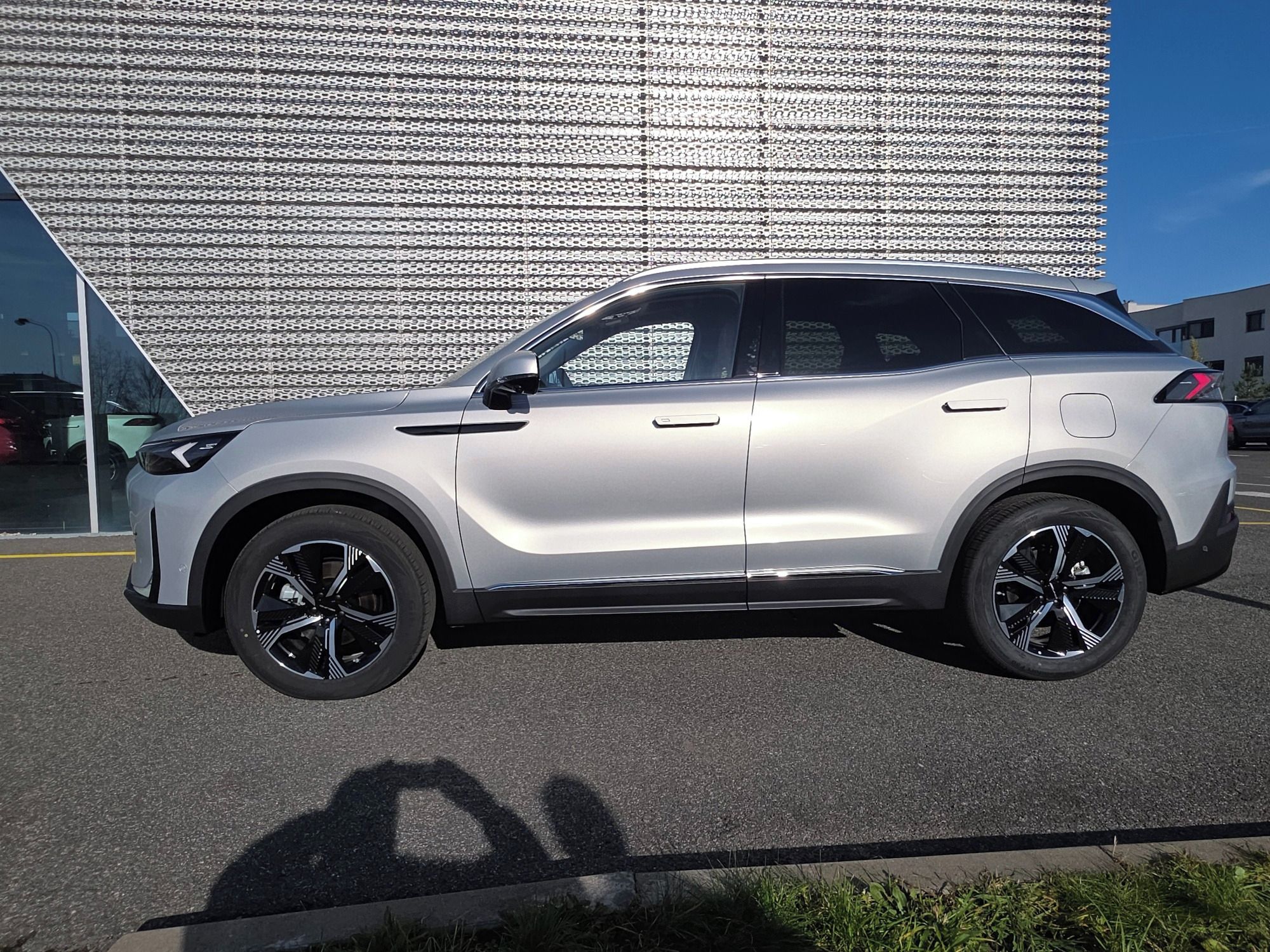 BAIC X75, 1,5T 130kW LUXURY 7DCT 4x2 - fotka 2