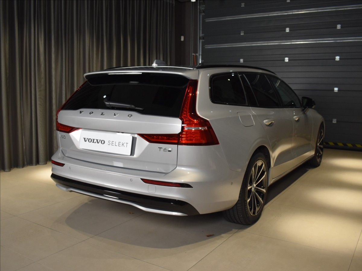 Volvo V60, 2,0 T6 AWD PLUS Bezklíč,BLIS - fotka 5