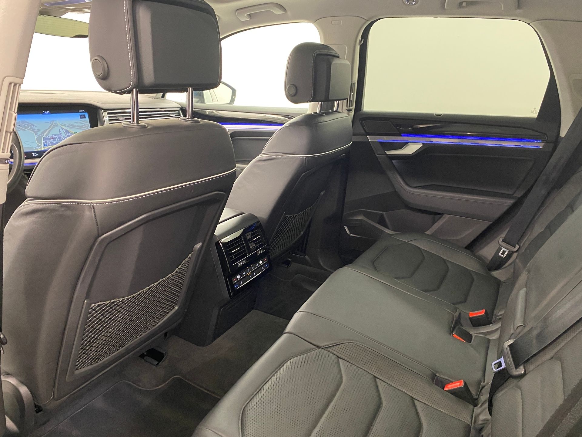 Volkswagen Touareg, 3.0 TDI 210kW R-line - fotka 6