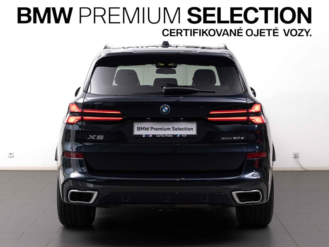 BMW X5, xDrive50e - fotka 4