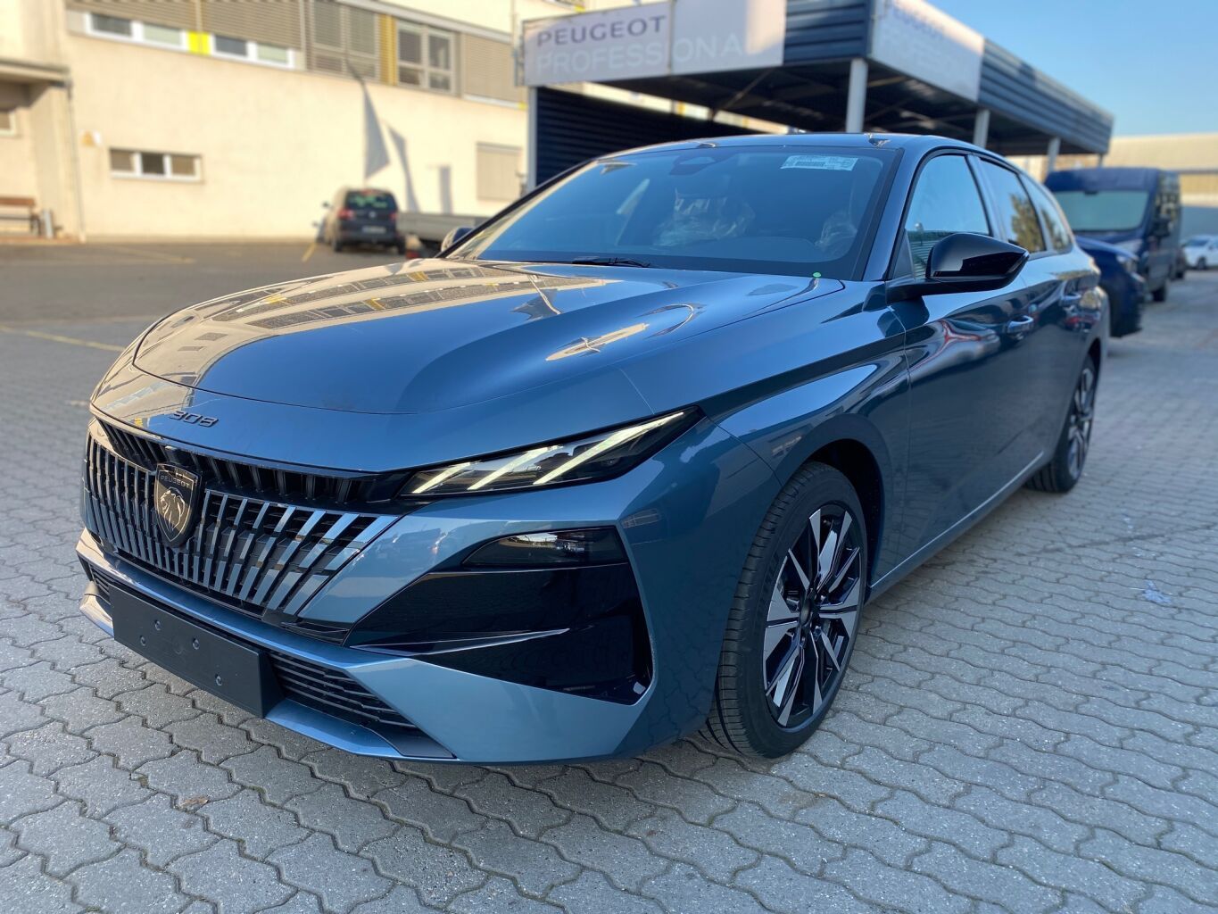Peugeot 308, SW ALLURE Hybrid 145 e-DCS6 - - fotka 2
