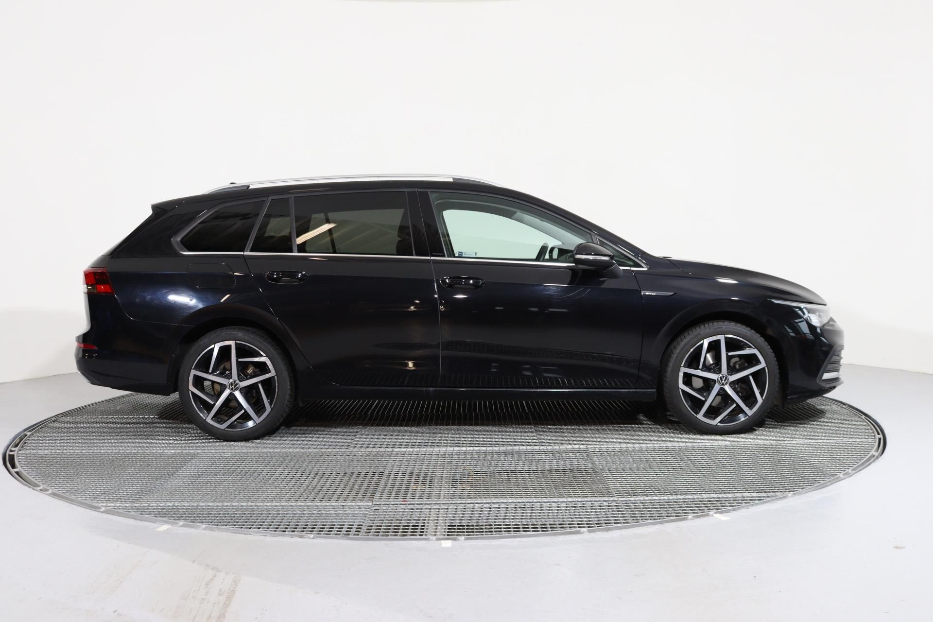 Volkswagen Golf Variant, Style 2,0 TDI 6G - fotka 3