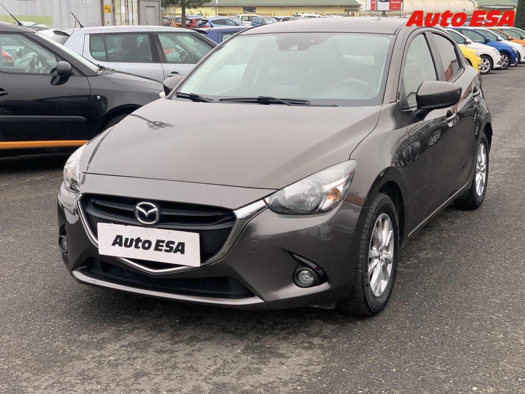 Mazda 2, 1.5 D,AC,park.čidla - fotka 3