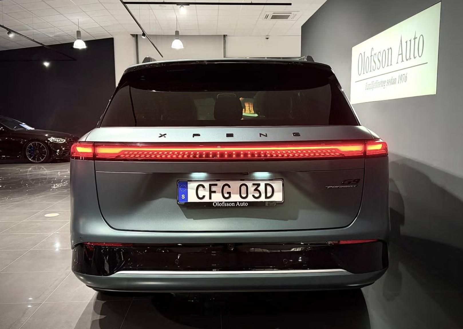 XPENG G9, Performance AWD Vzduch Masáž - fotka 5
