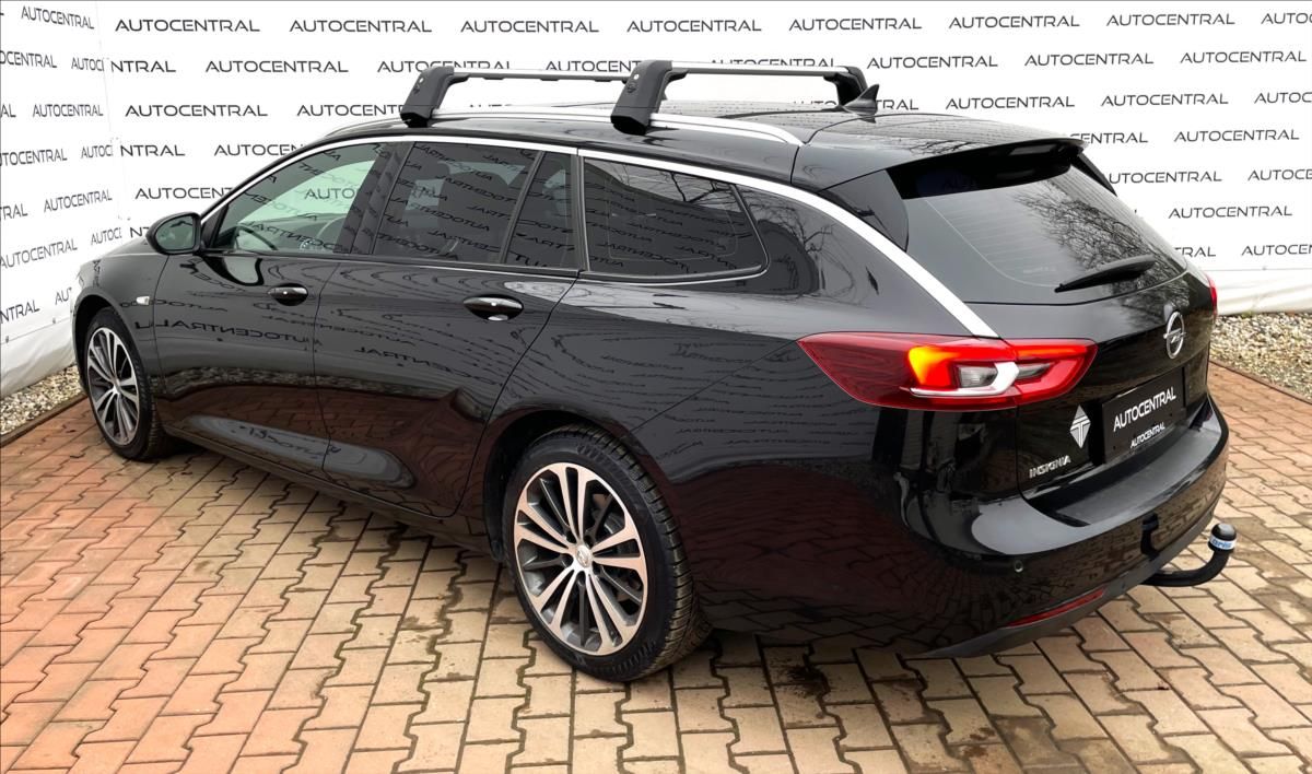Opel Insignia, 1,5 i,Turbo,121kW,serv.kn.,STK - fotka 6