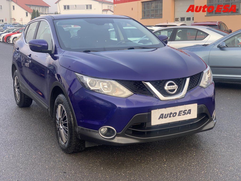Nissan Qashqai, 1.2i,ČR,Navi,AC