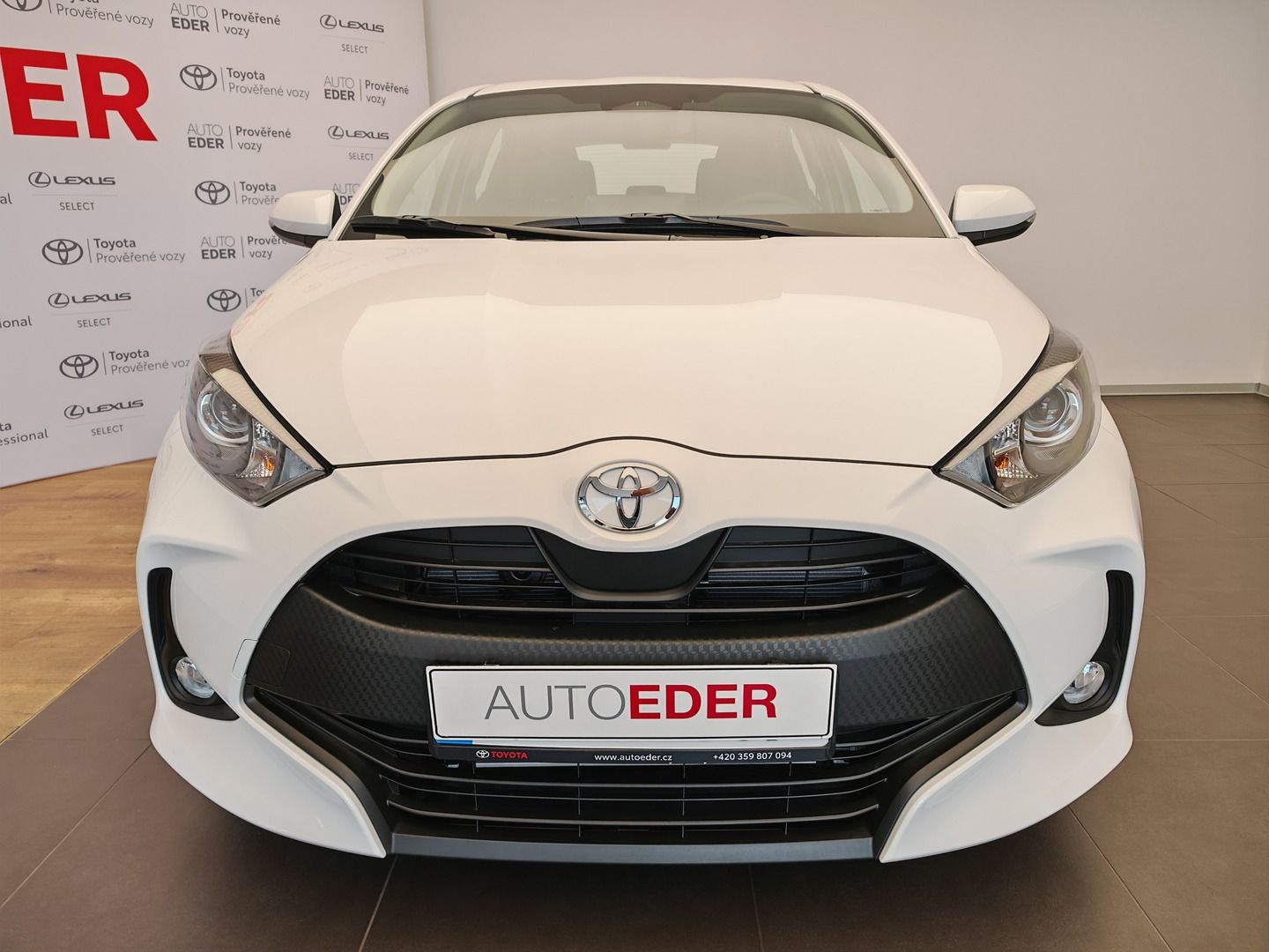 Toyota Yaris, 1.5 Hybrid Comfort - fotka 2