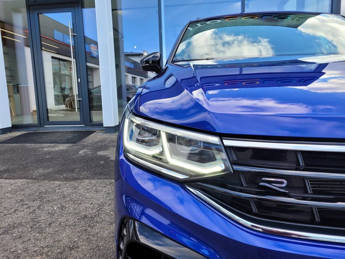 Volkswagen Tiguan, R 2.0 TSI AKRAPOVIČ 235kW - fotka 5