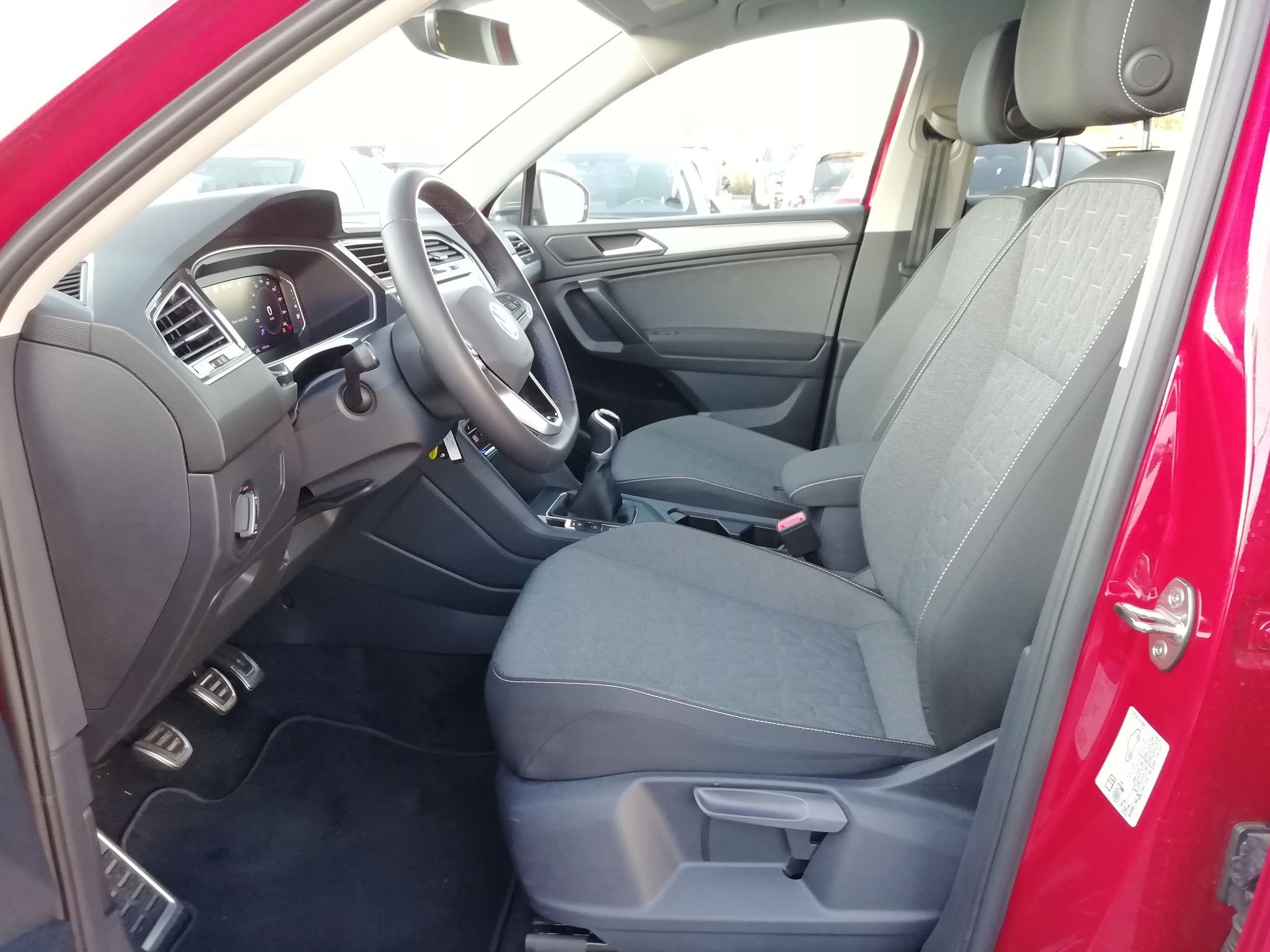 Volkswagen Tiguan Allspace, Life 1,5 TSI  110 kW 7 míst - fotka 5