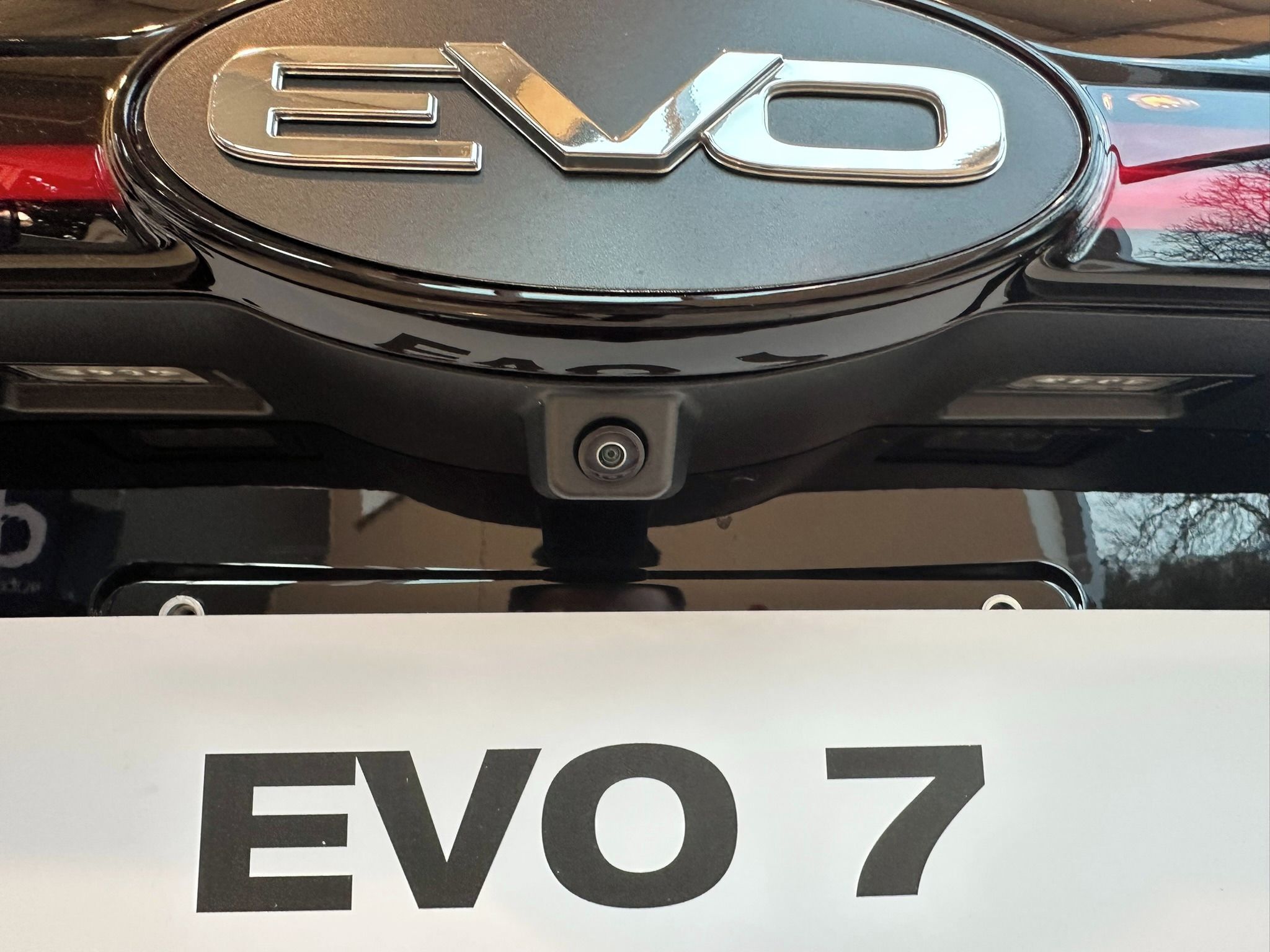 EVO 7, 1,5i Turbo 128 kW A/T  7míst - fotka 5