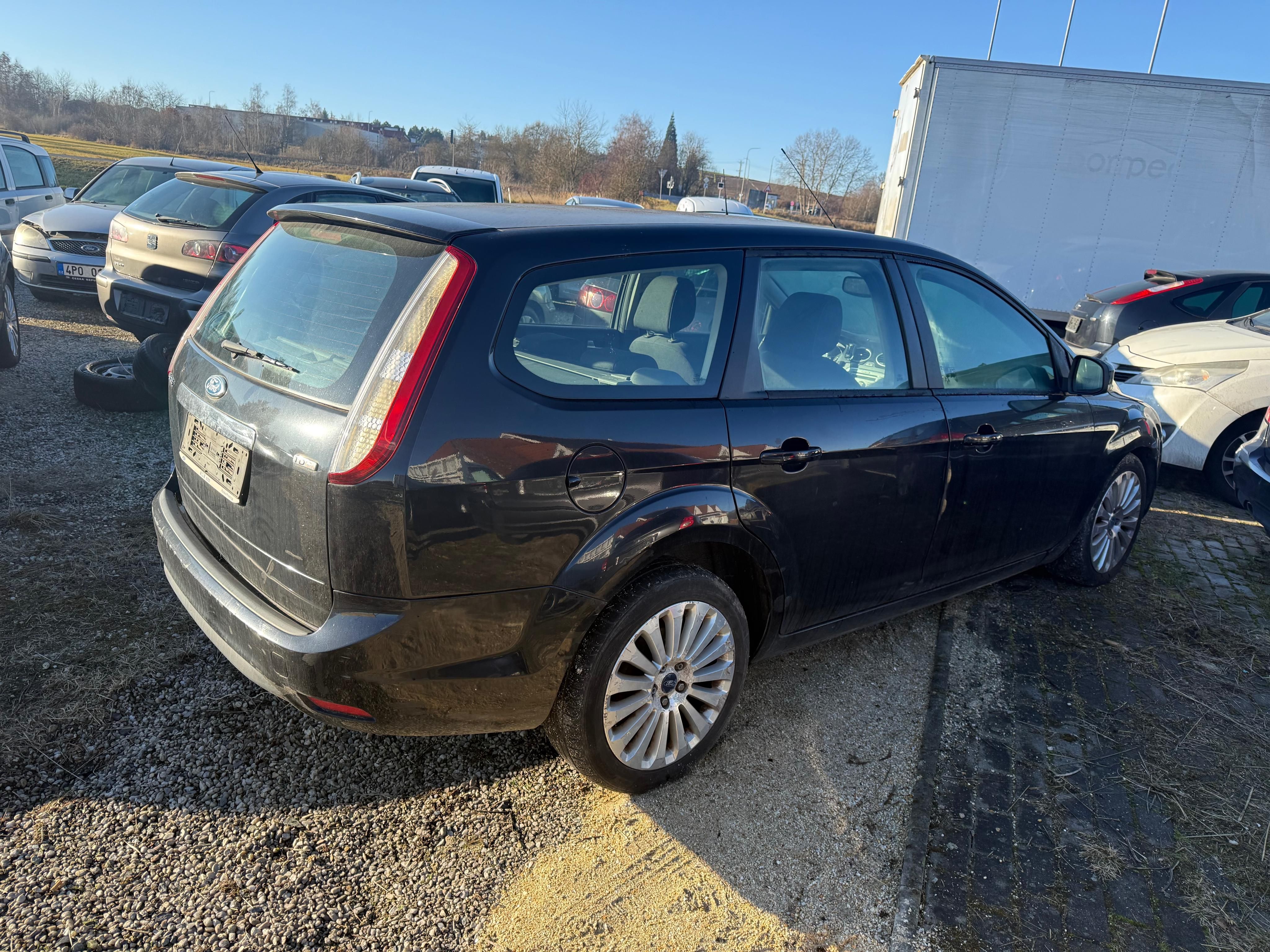 Ford Focus, Combi 1,6 TDCi 80 Kw 11/2008 - fotka 3