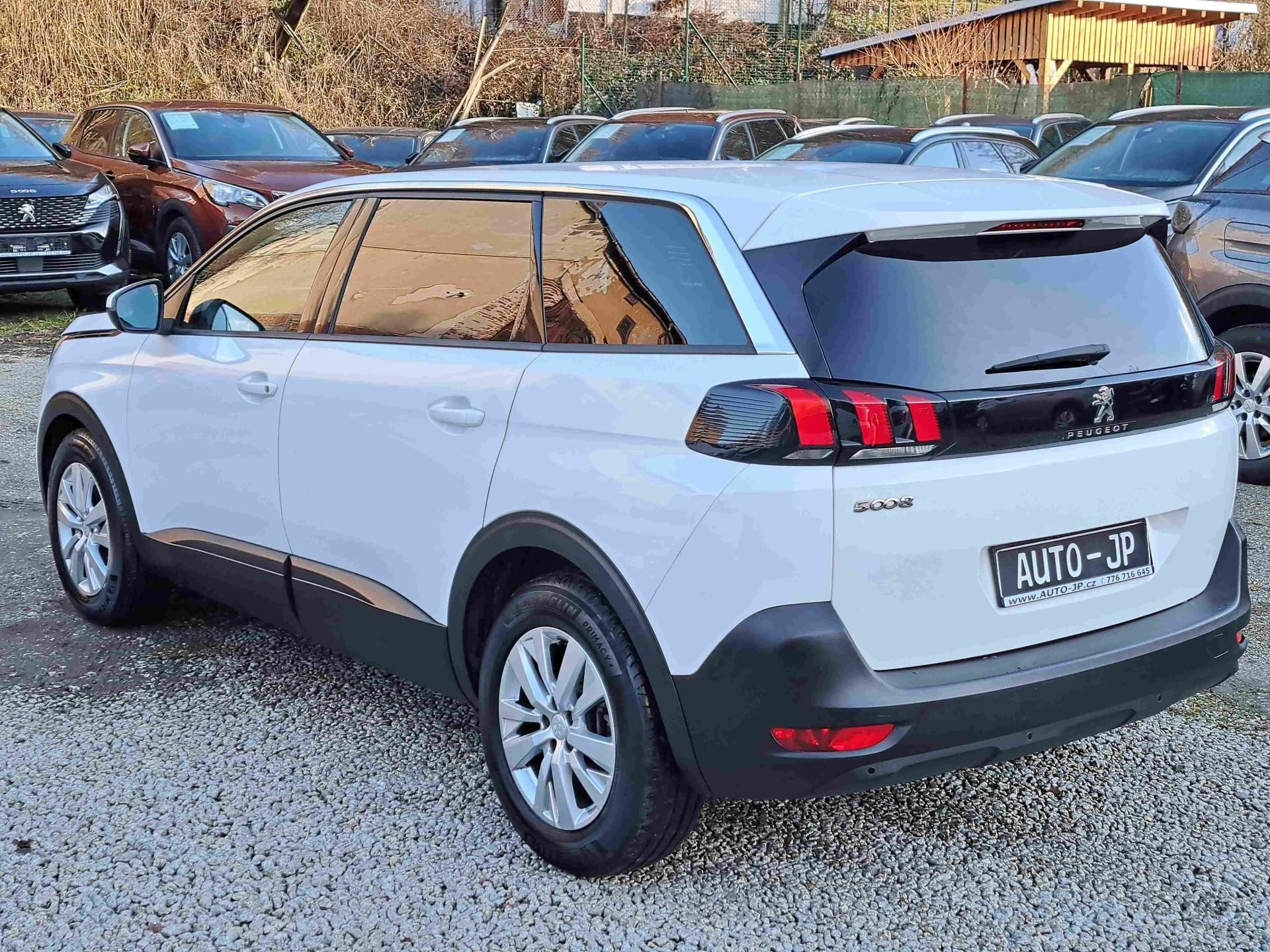 Peugeot 5008, 1,2 PT EAT8 17ALU PDC NAVI - fotka 6