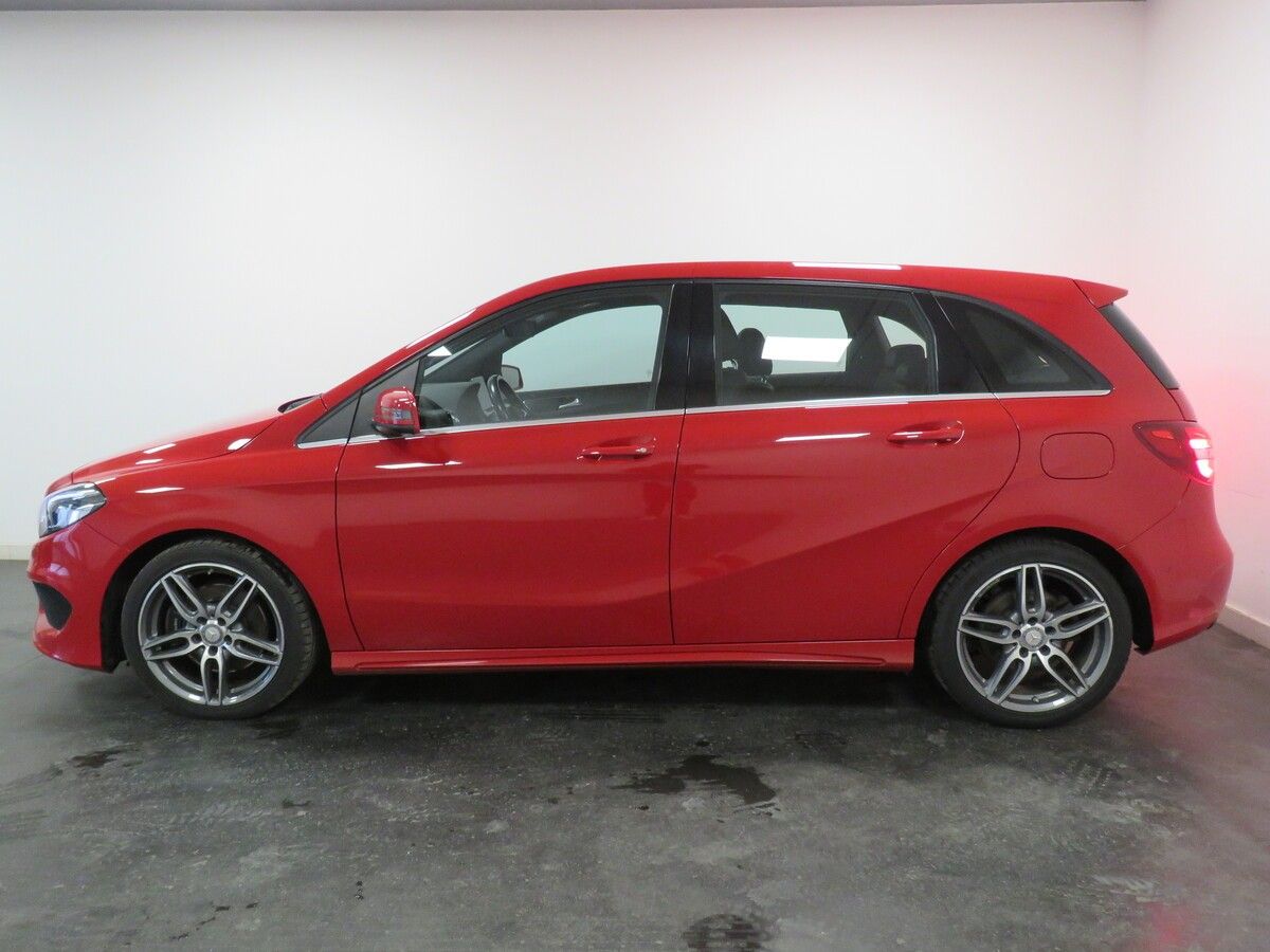Mercedes-Benz Třídy B, 2.0 155kW 4MATIC DCT - fotka 3
