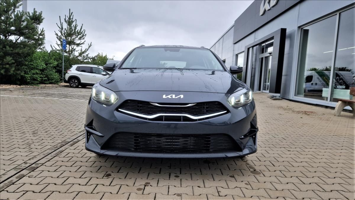 Kia Cee´d, 1,5 T-GDi TOP+ Business - fotka 2