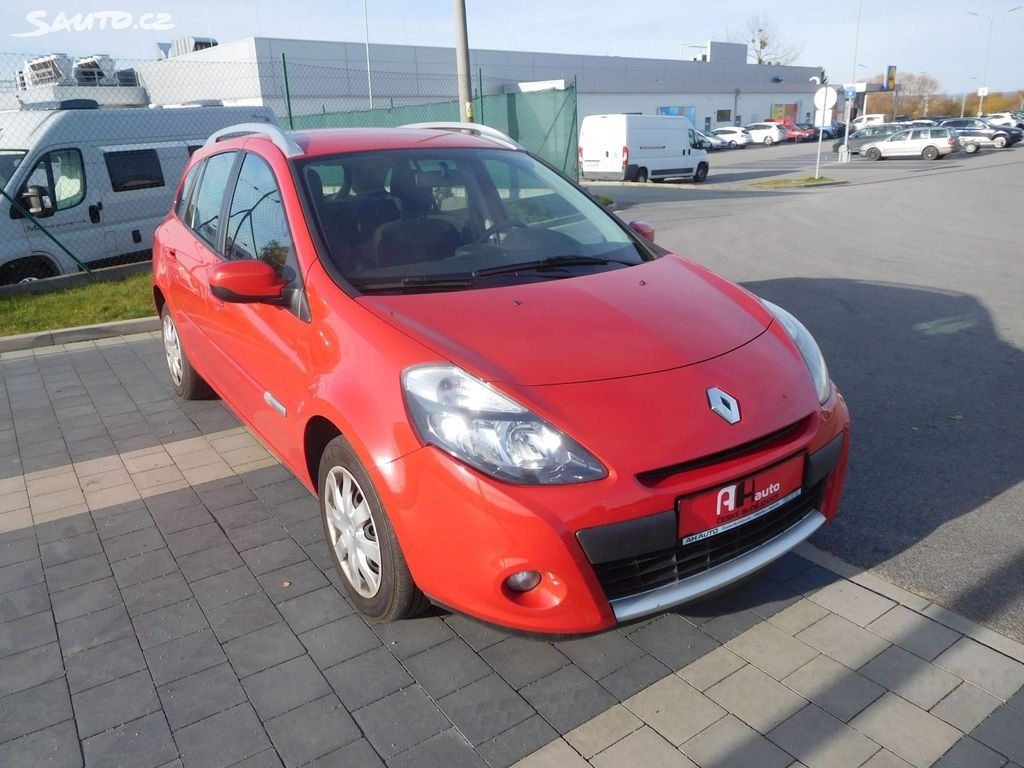 Renault Clio, Grandtour 1.2i 55 kW, Tempomat - fotka 3