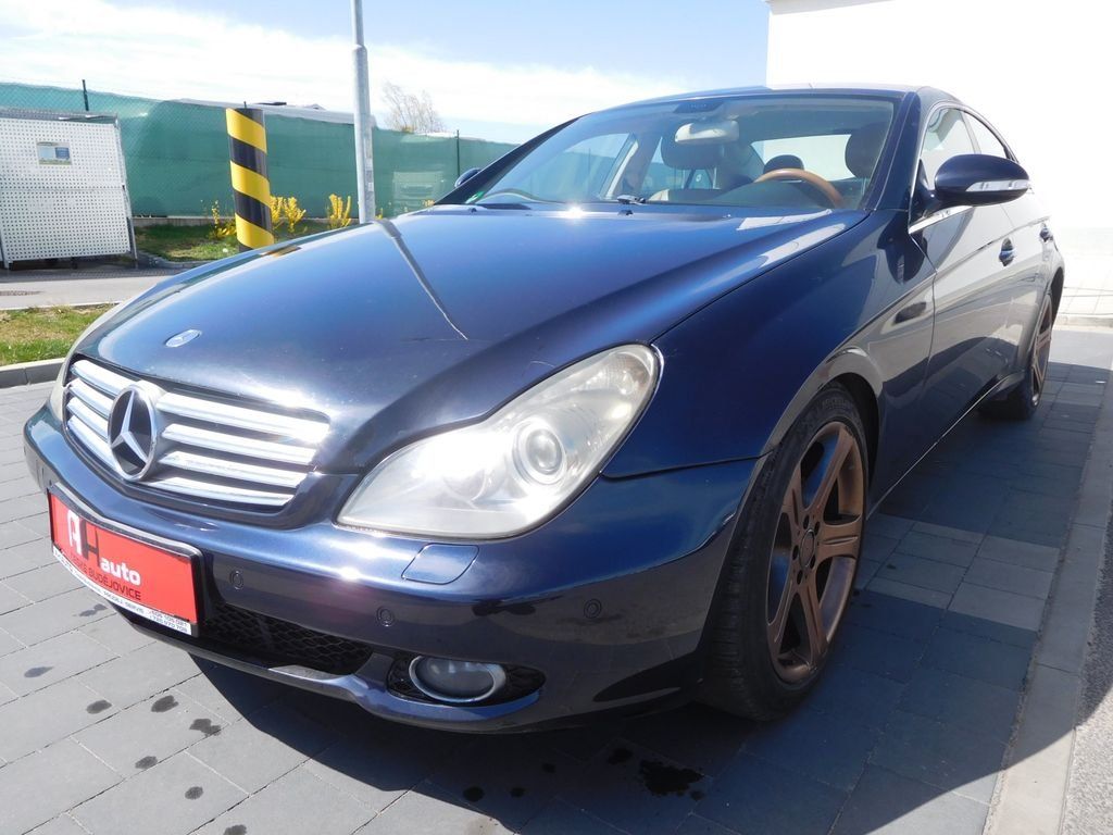 Mercedes-Benz CLS, 320 CDi, 165 kW, Automat - fotka 2